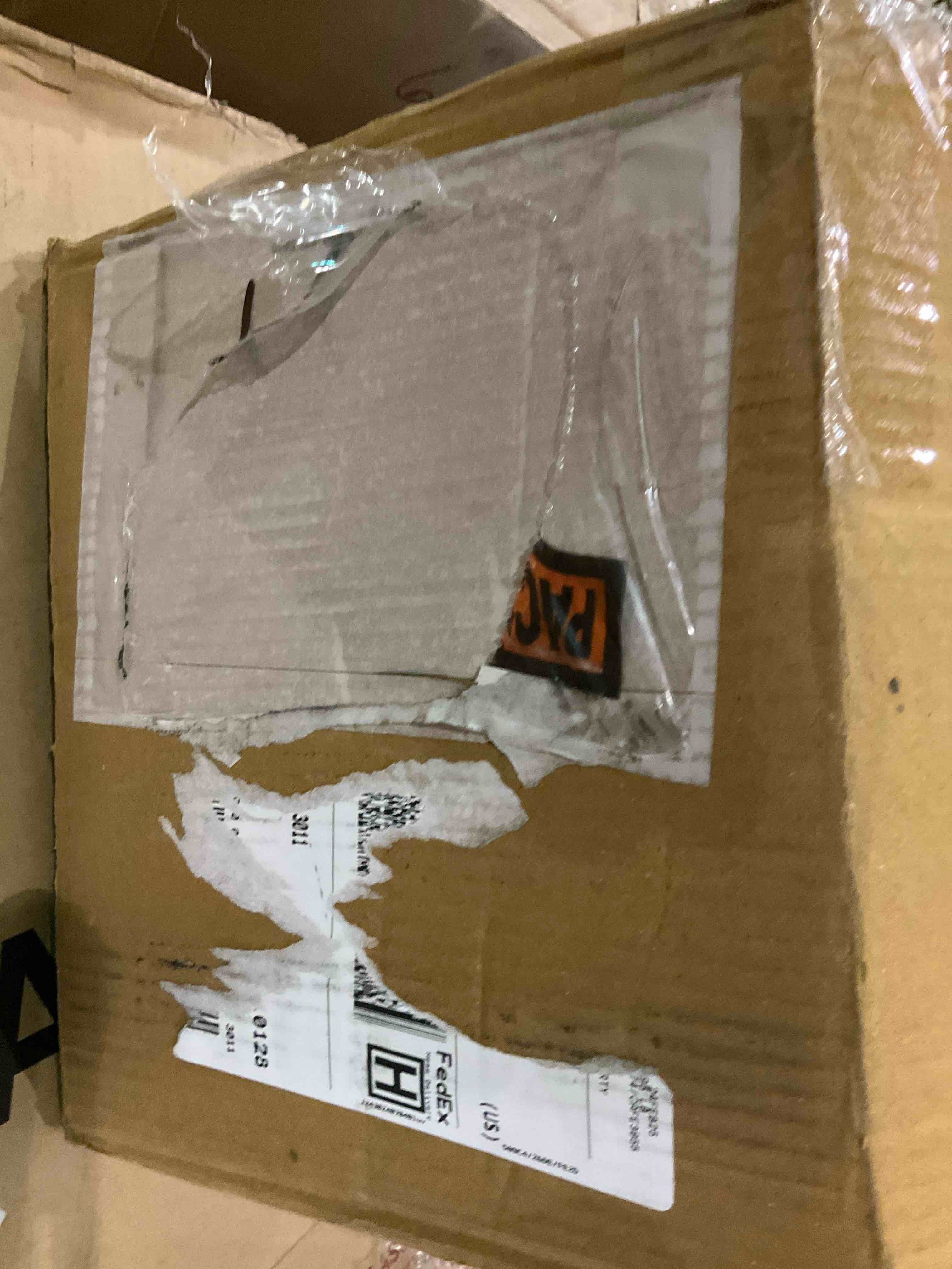 https://s3.amazonaws.com/lotting-images-prod/bidfta/TEA0497244_1741956591964.jpeg