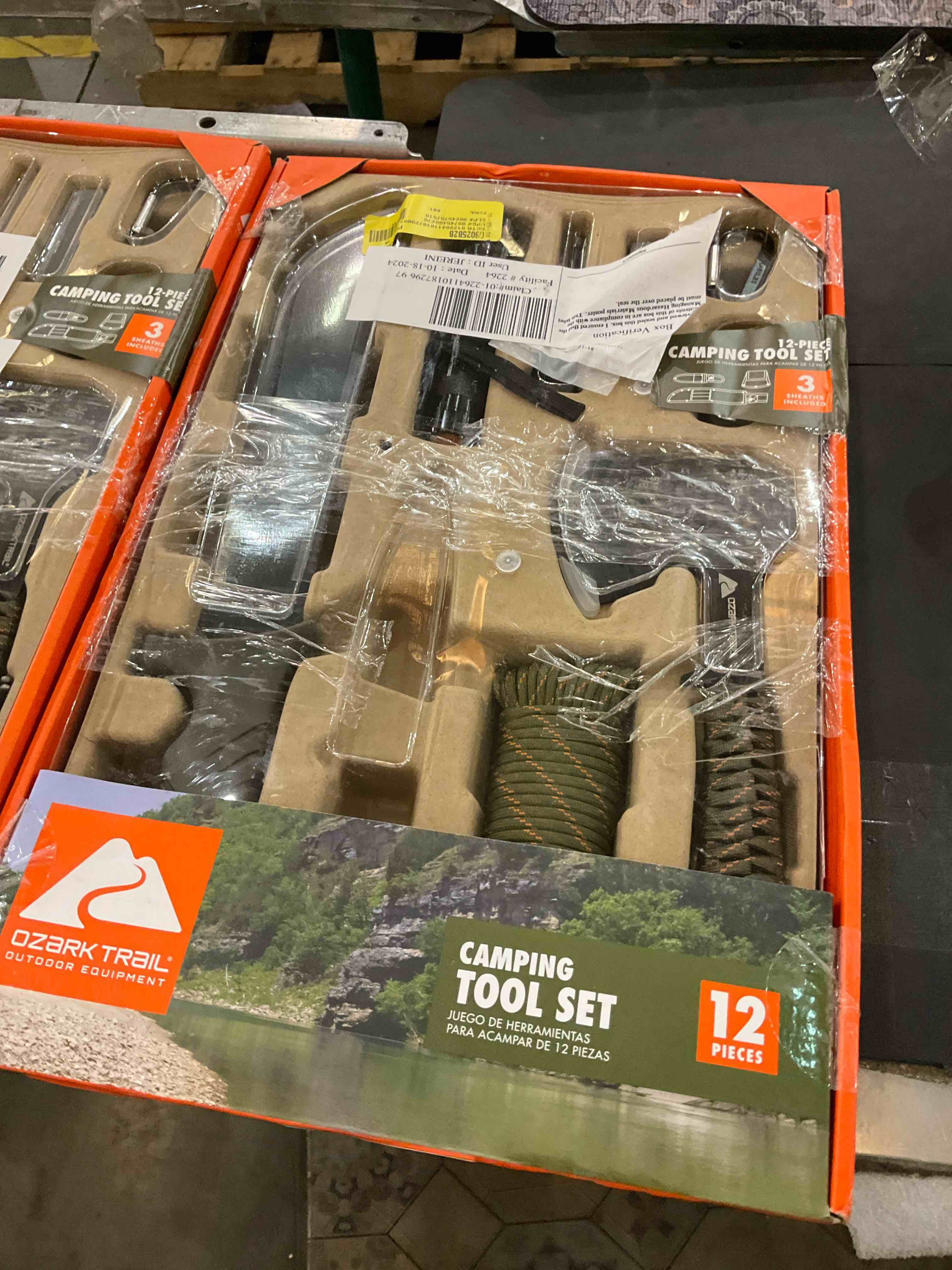 ozark trail camping set, 12 pieces ( missing parts