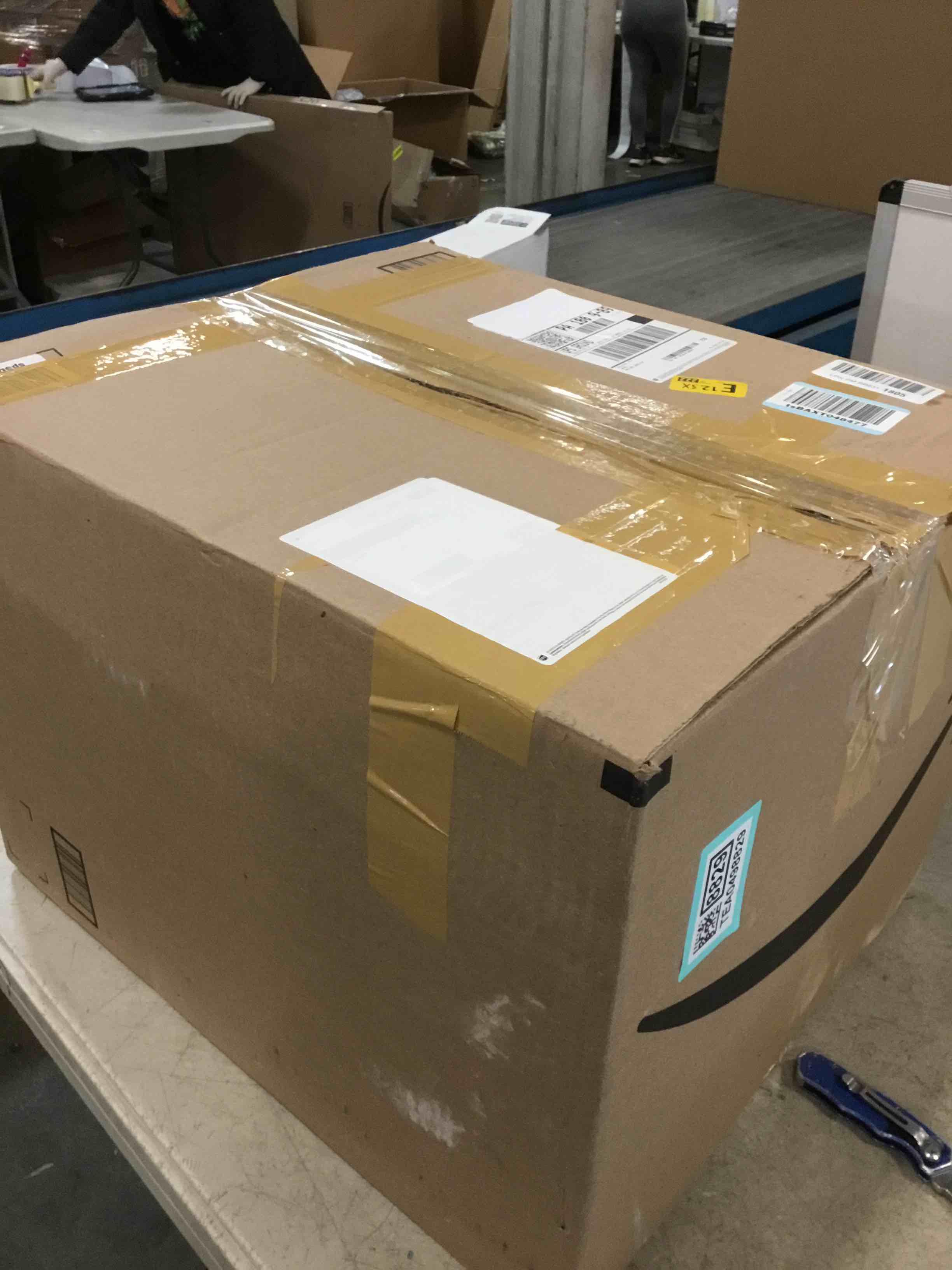 https://s3.amazonaws.com/lotting-images-prod/bidfta/TEA0498829_1731332954406.jpeg