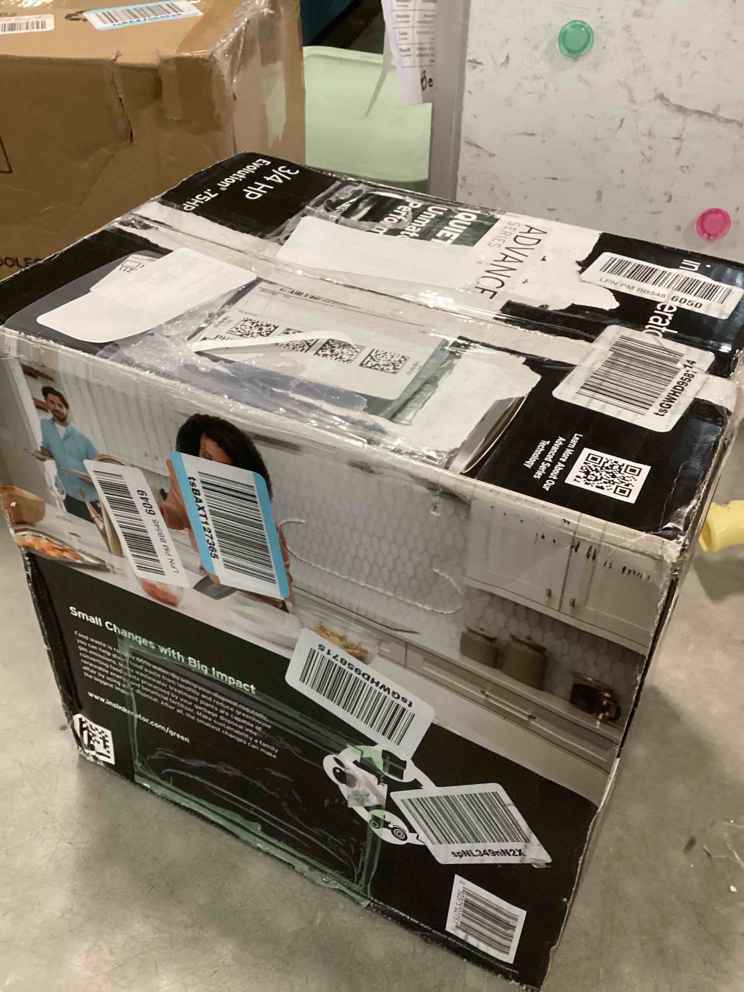 https://s3.amazonaws.com/lotting-images-prod/bidfta/TEA0499183_1731000587831.jpeg