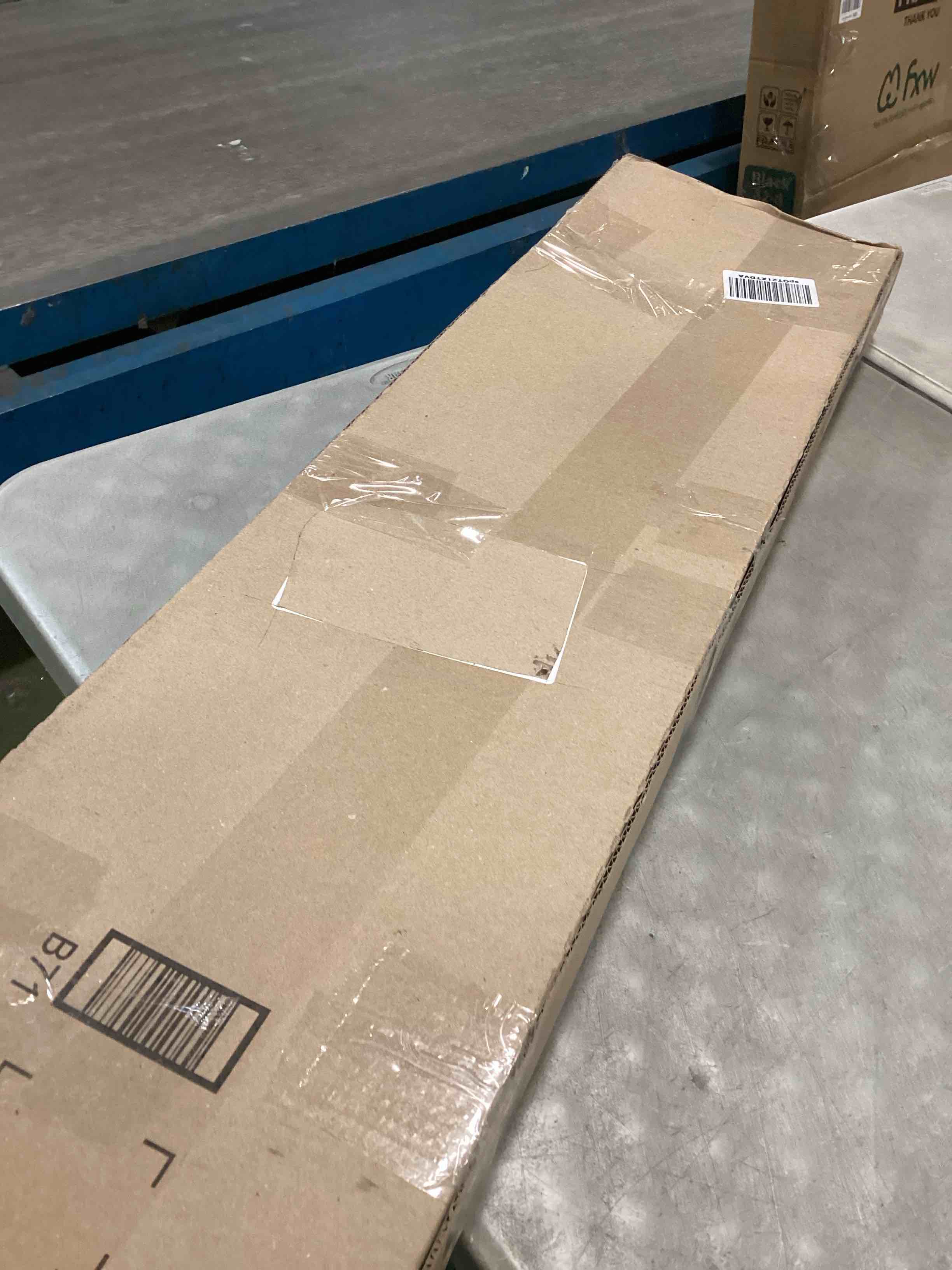 https://s3.amazonaws.com/lotting-images-prod/bidfta/TEA0499354_1730925622294.jpeg