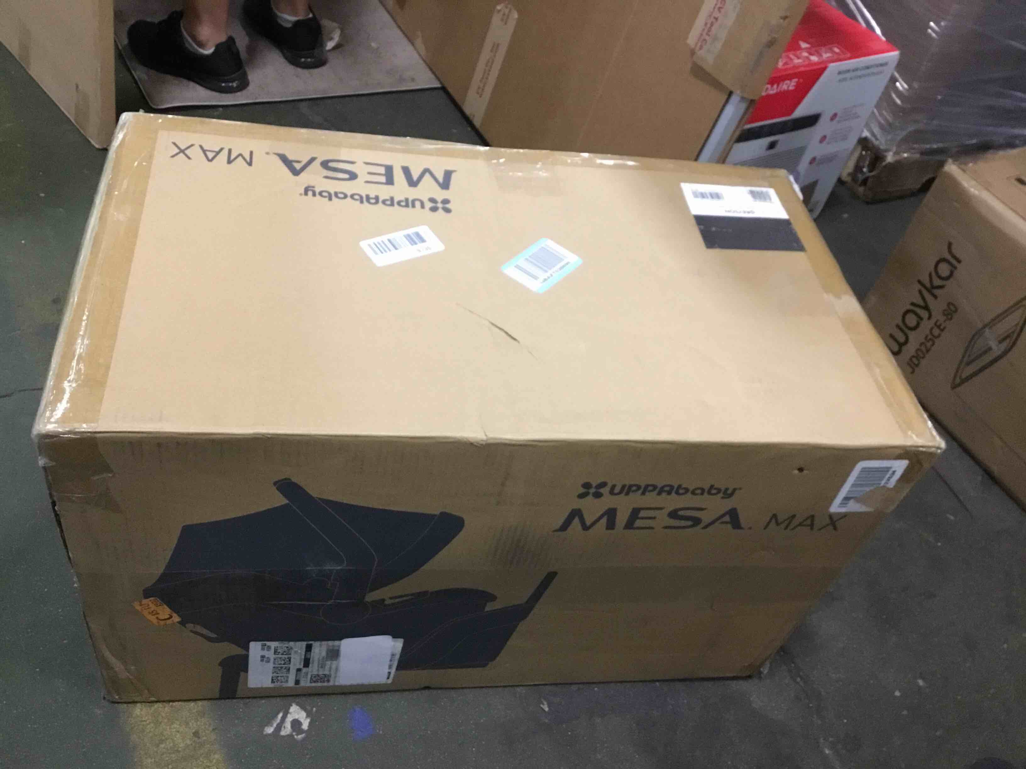 https://s3.amazonaws.com/lotting-images-prod/bidfta/TEA0499683_1730816895506.jpeg