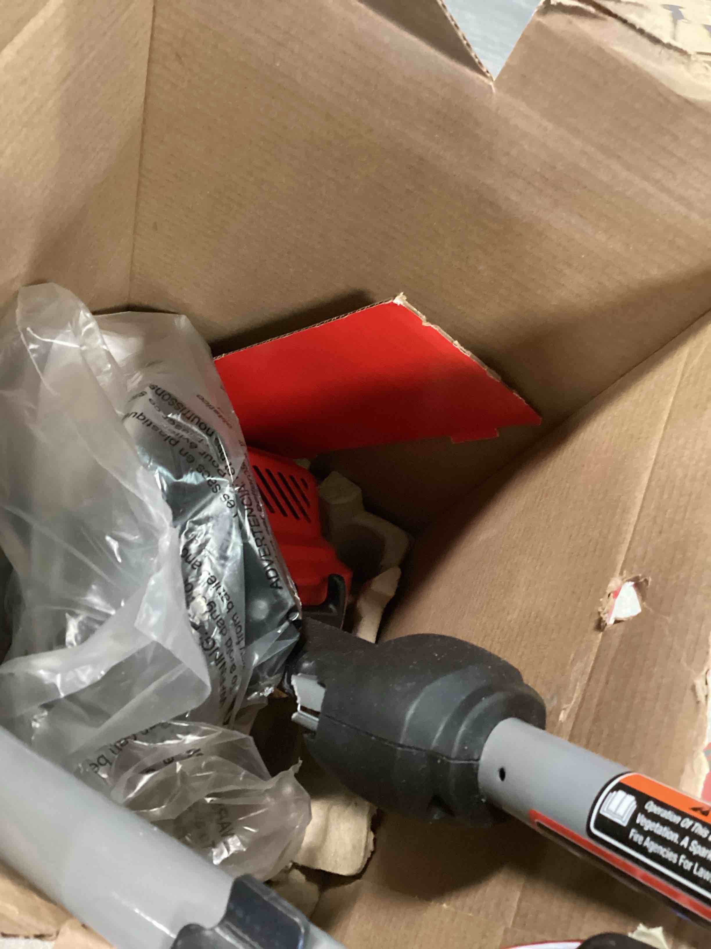 https://s3.amazonaws.com/lotting-images-prod/bidfta/TEA0499773_1730555380401.jpeg