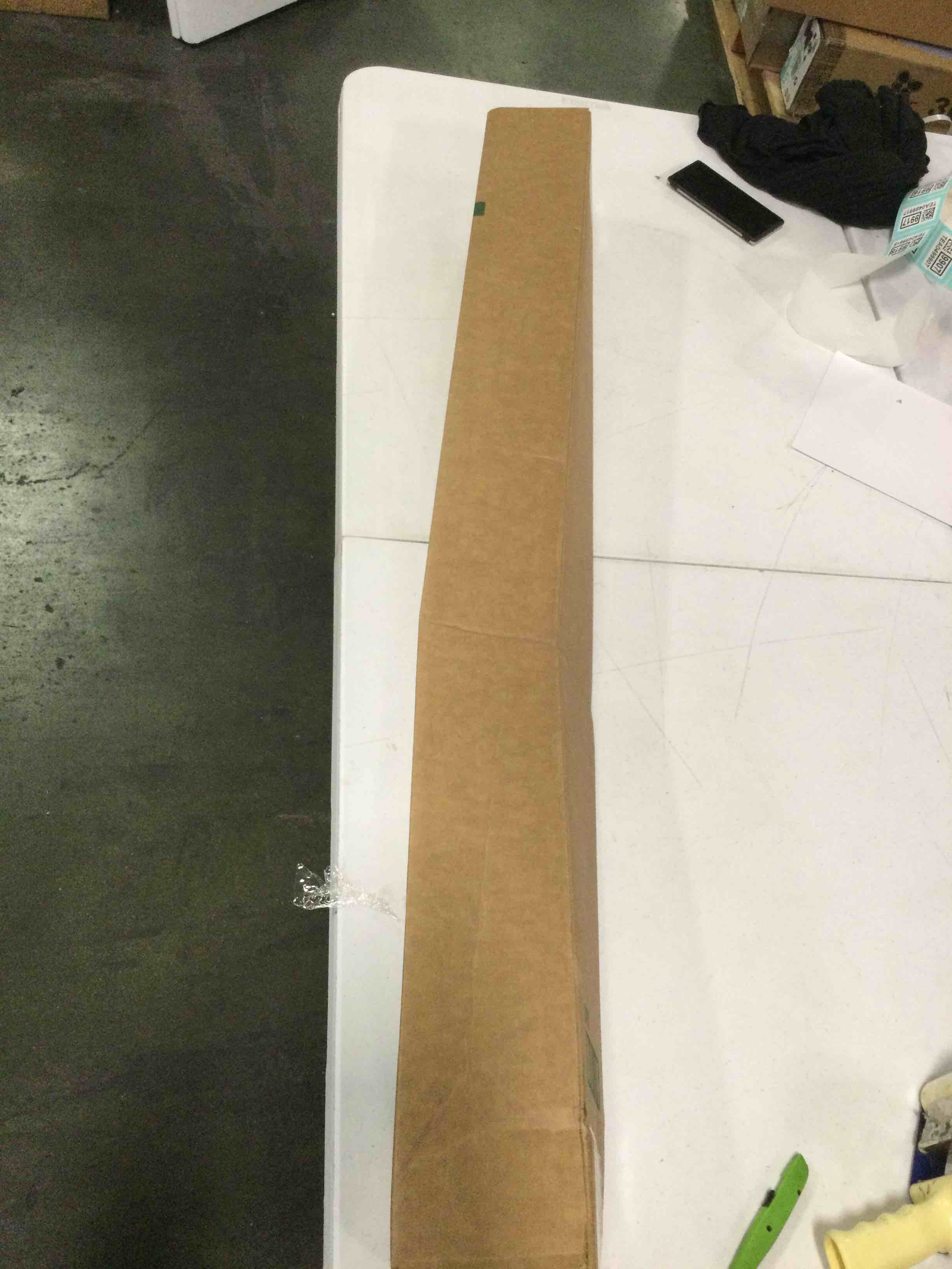 https://s3.amazonaws.com/lotting-images-prod/bidfta/TEA0499920_1729706016657.jpeg