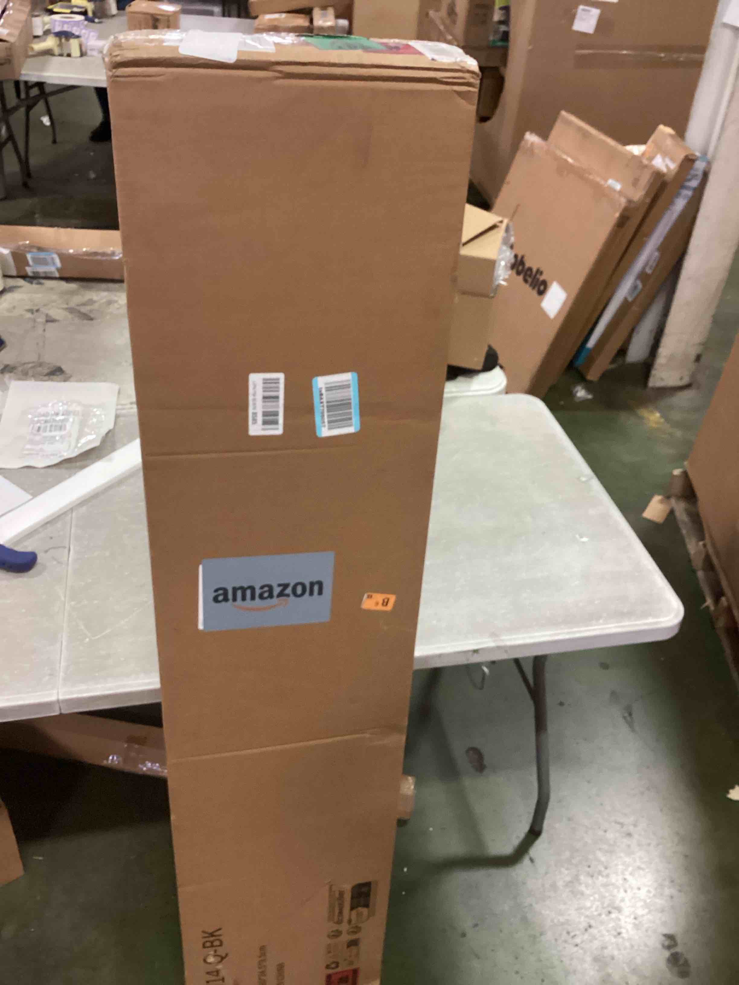 https://s3.amazonaws.com/lotting-images-prod/bidfta/TEA0500616_1730316052747.jpeg