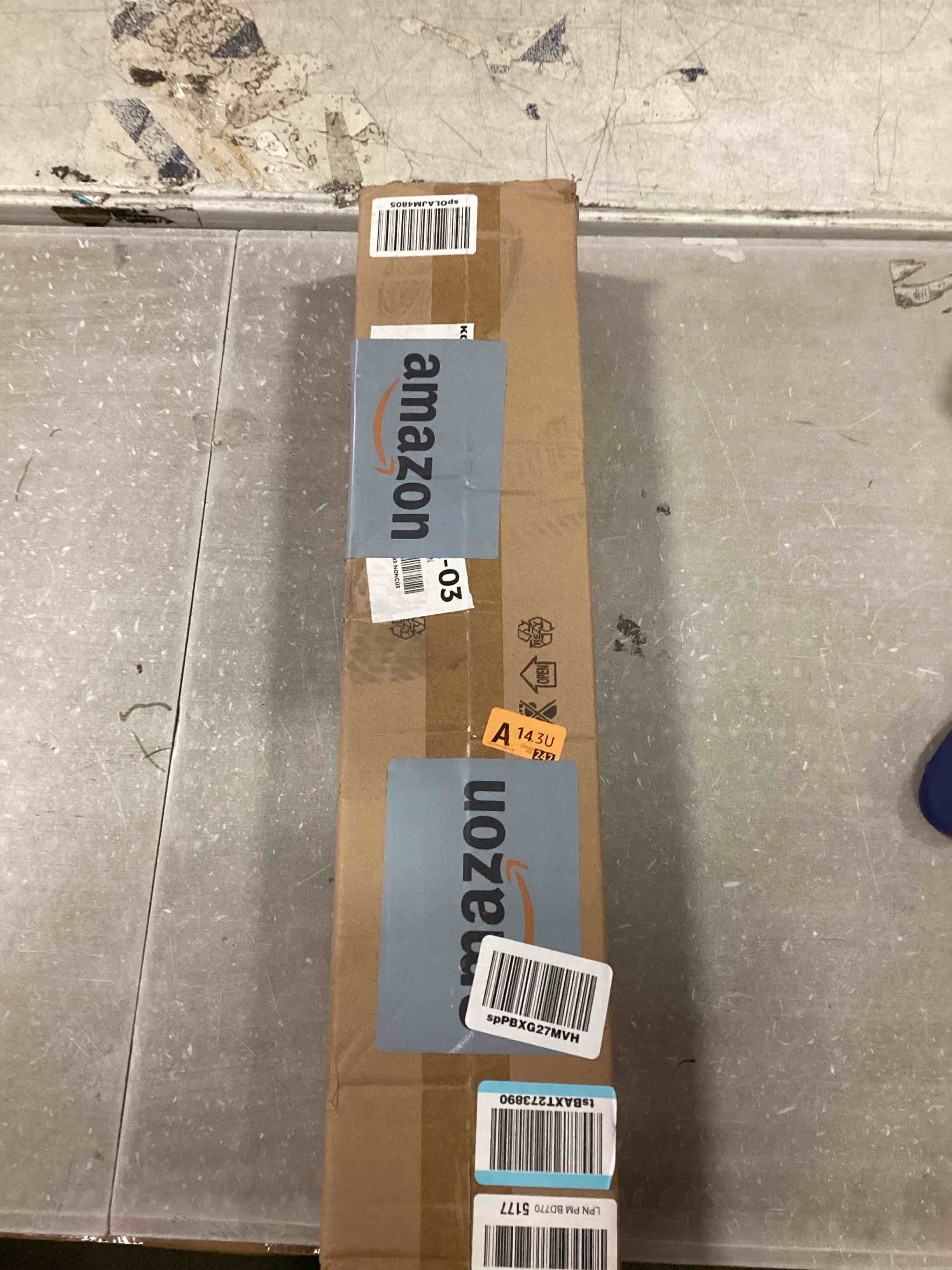 https://s3.amazonaws.com/lotting-images-prod/bidfta/TEA0501058_1729878874386.jpeg