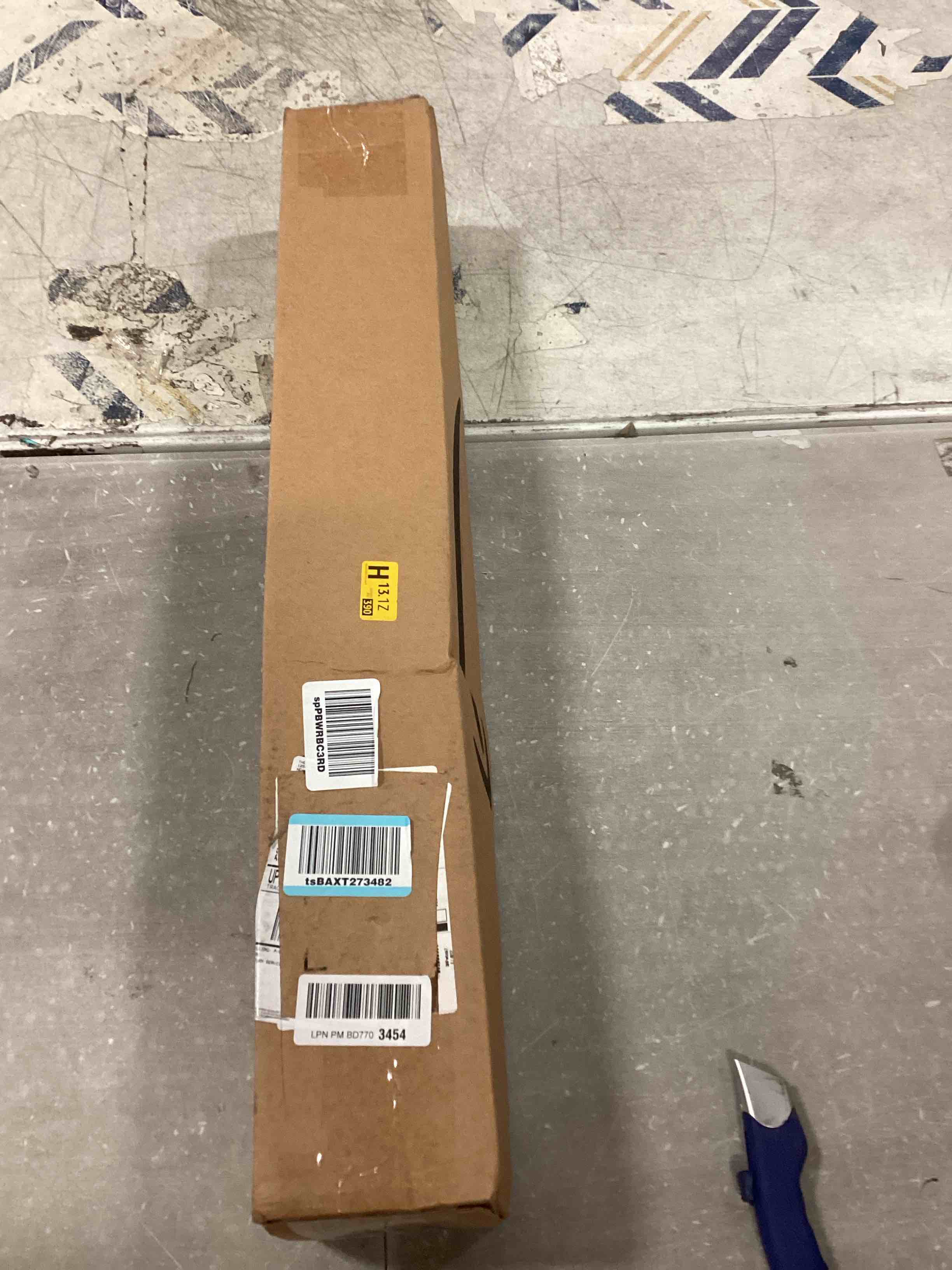 https://s3.amazonaws.com/lotting-images-prod/bidfta/TEA0501116_1729868019417.jpeg