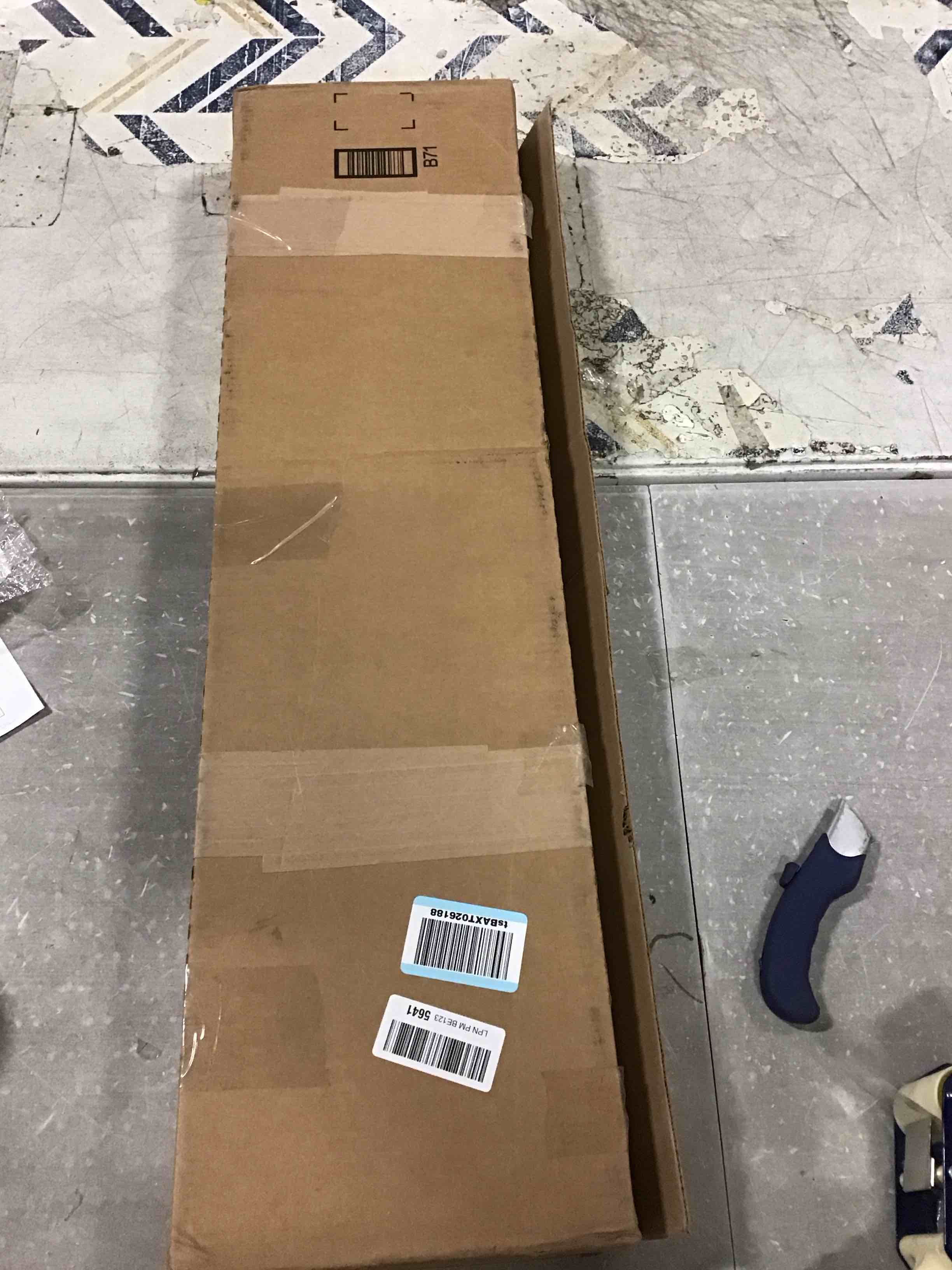 https://s3.amazonaws.com/lotting-images-prod/bidfta/TEA0501232_1729796140609.jpeg