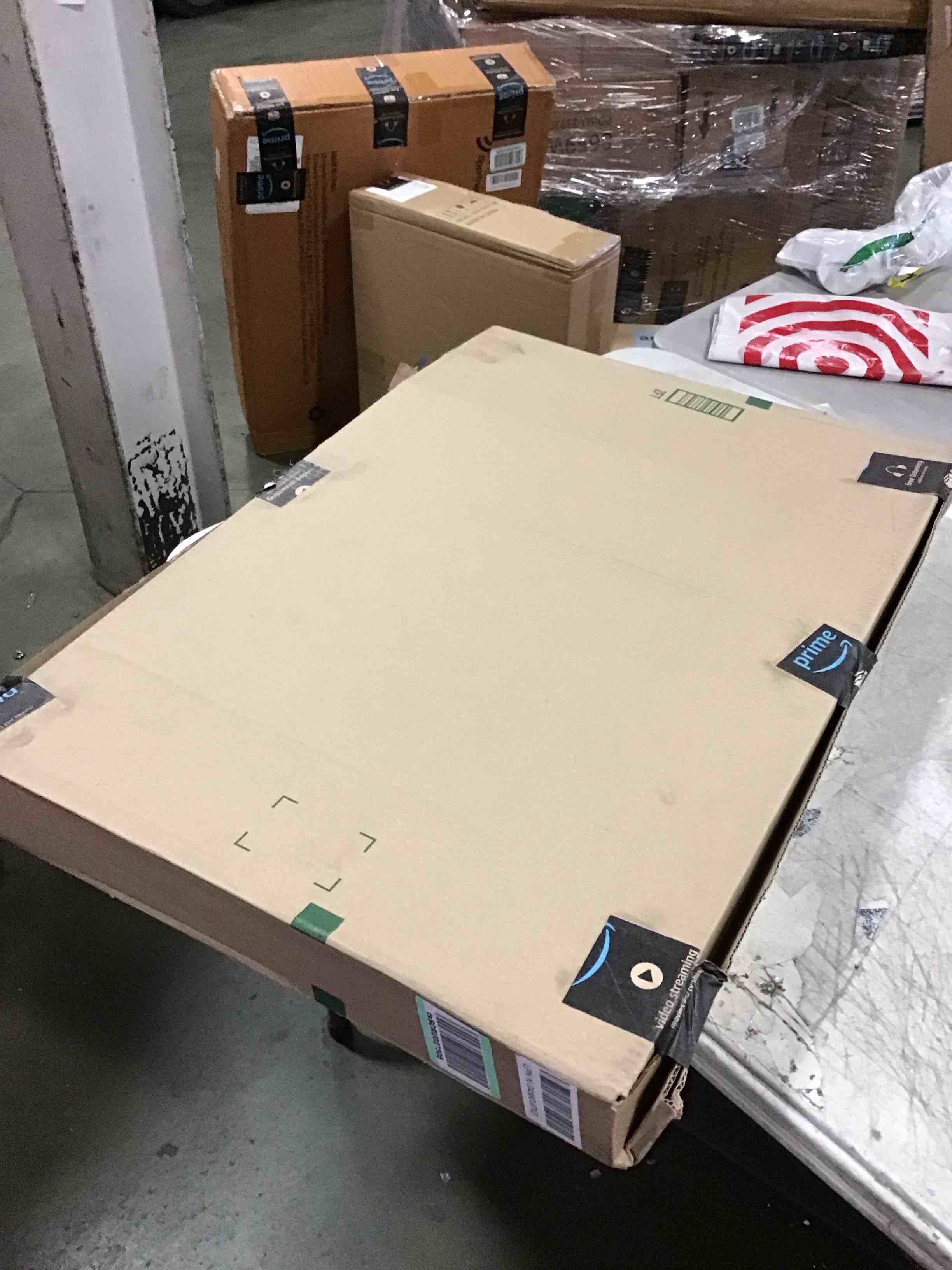 https://s3.amazonaws.com/lotting-images-prod/bidfta/TEA0501480_1729694634915.jpeg