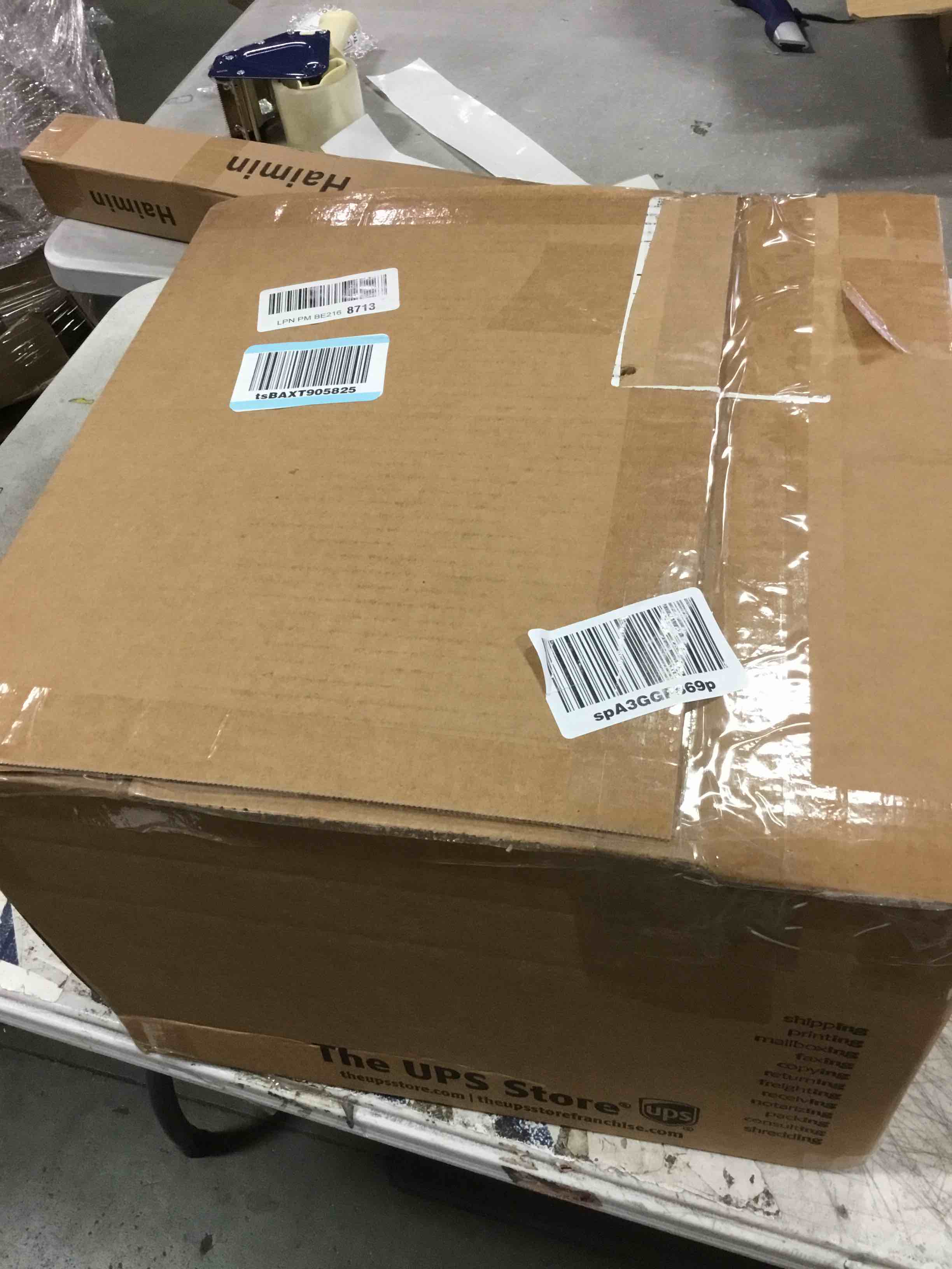 https://s3.amazonaws.com/lotting-images-prod/bidfta/TEA0501932_1729539143404.jpeg