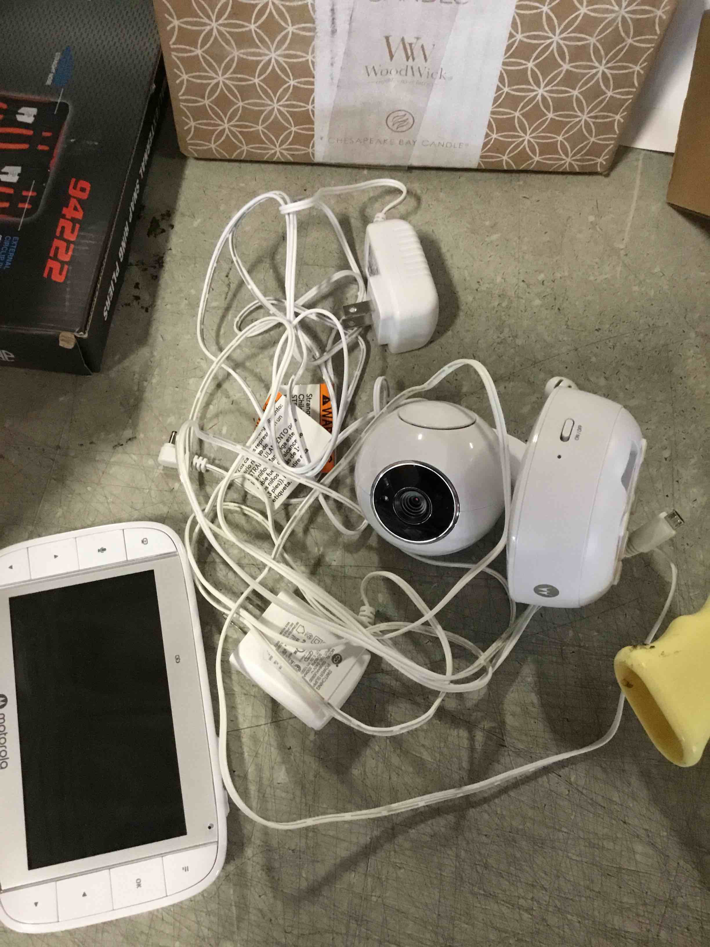 https://s3.amazonaws.com/lotting-images-prod/bidfta/TEA0502215_1729688507029.jpeg