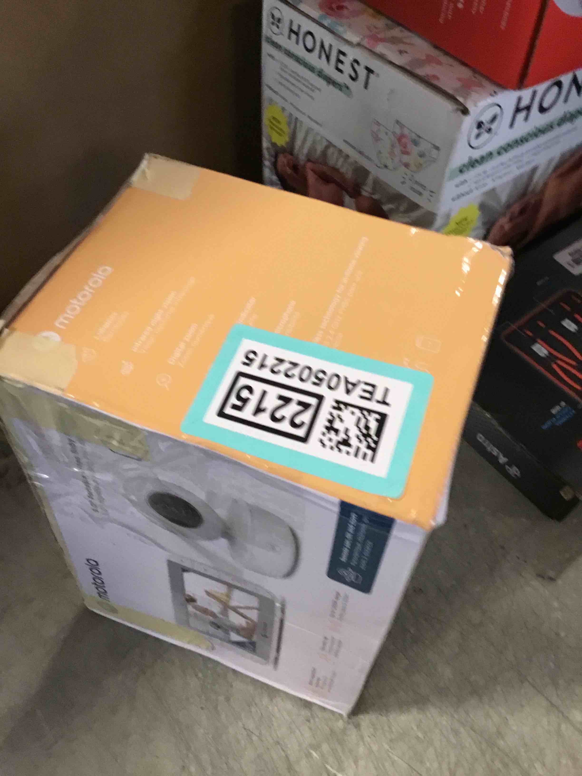 https://s3.amazonaws.com/lotting-images-prod/bidfta/TEA0502215_1729688536748.jpeg
