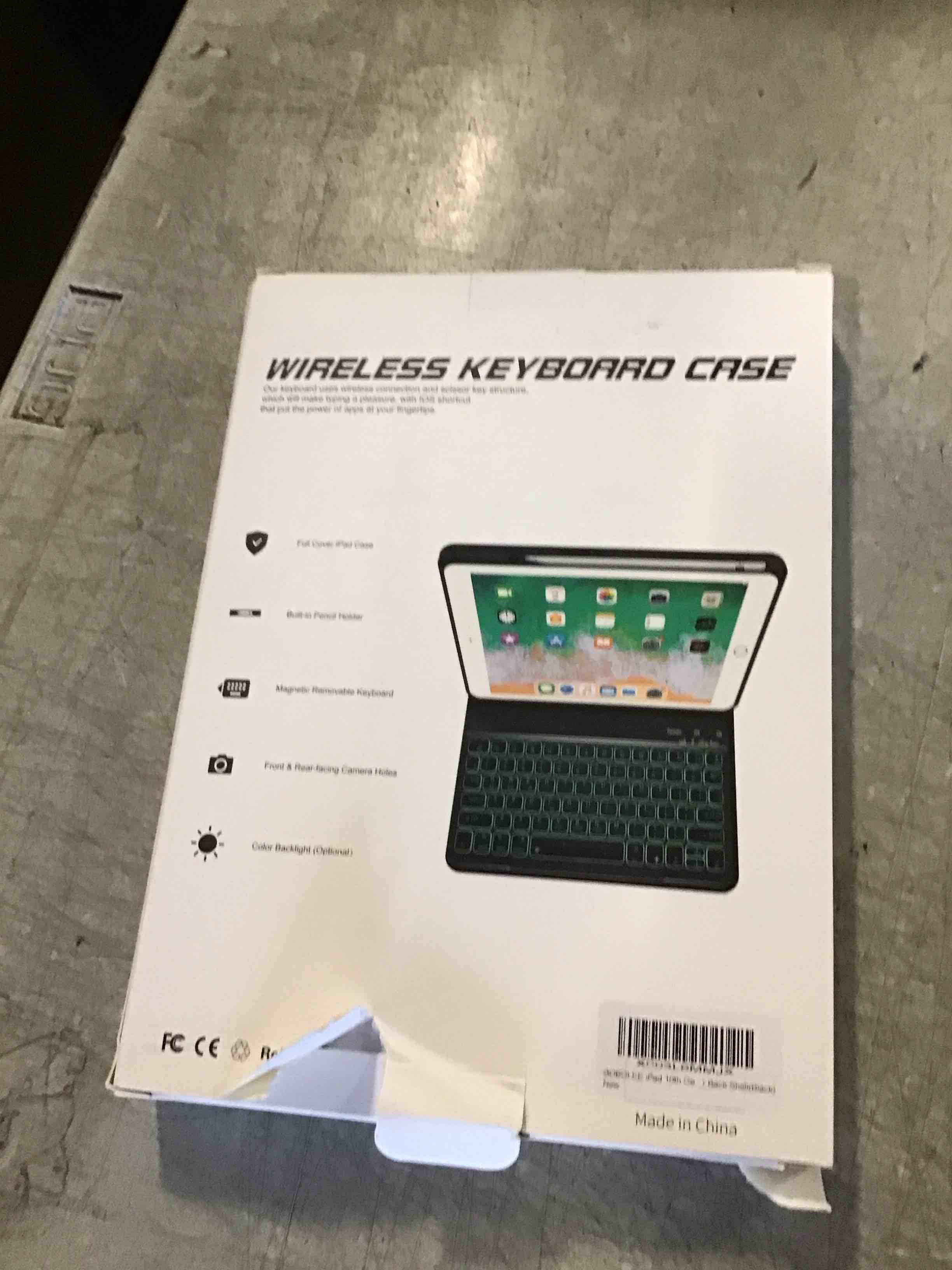 https://s3.amazonaws.com/lotting-images-prod/bidfta/TEA0502741_1729789961880.jpeg