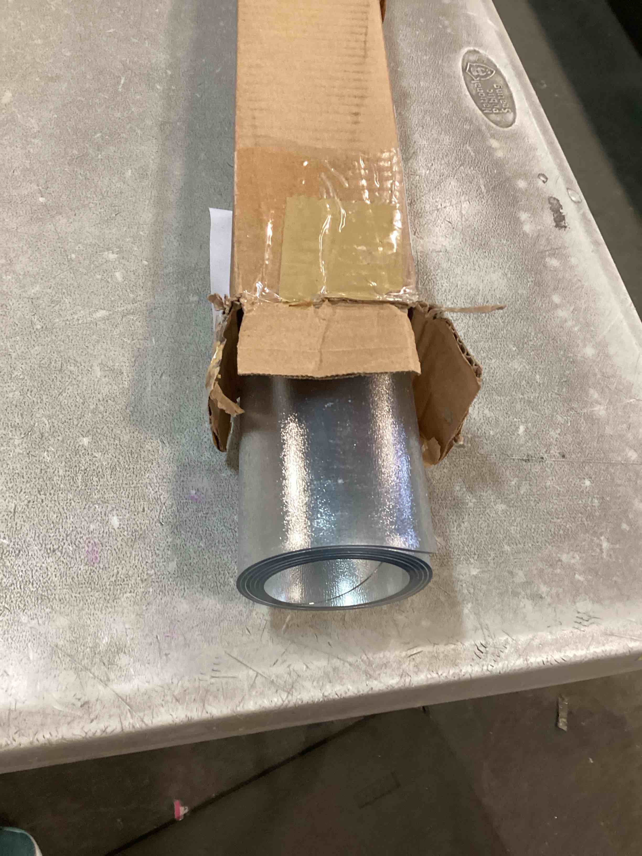 https://s3.amazonaws.com/lotting-images-prod/bidfta/TEA0504381_1732634500383.jpeg