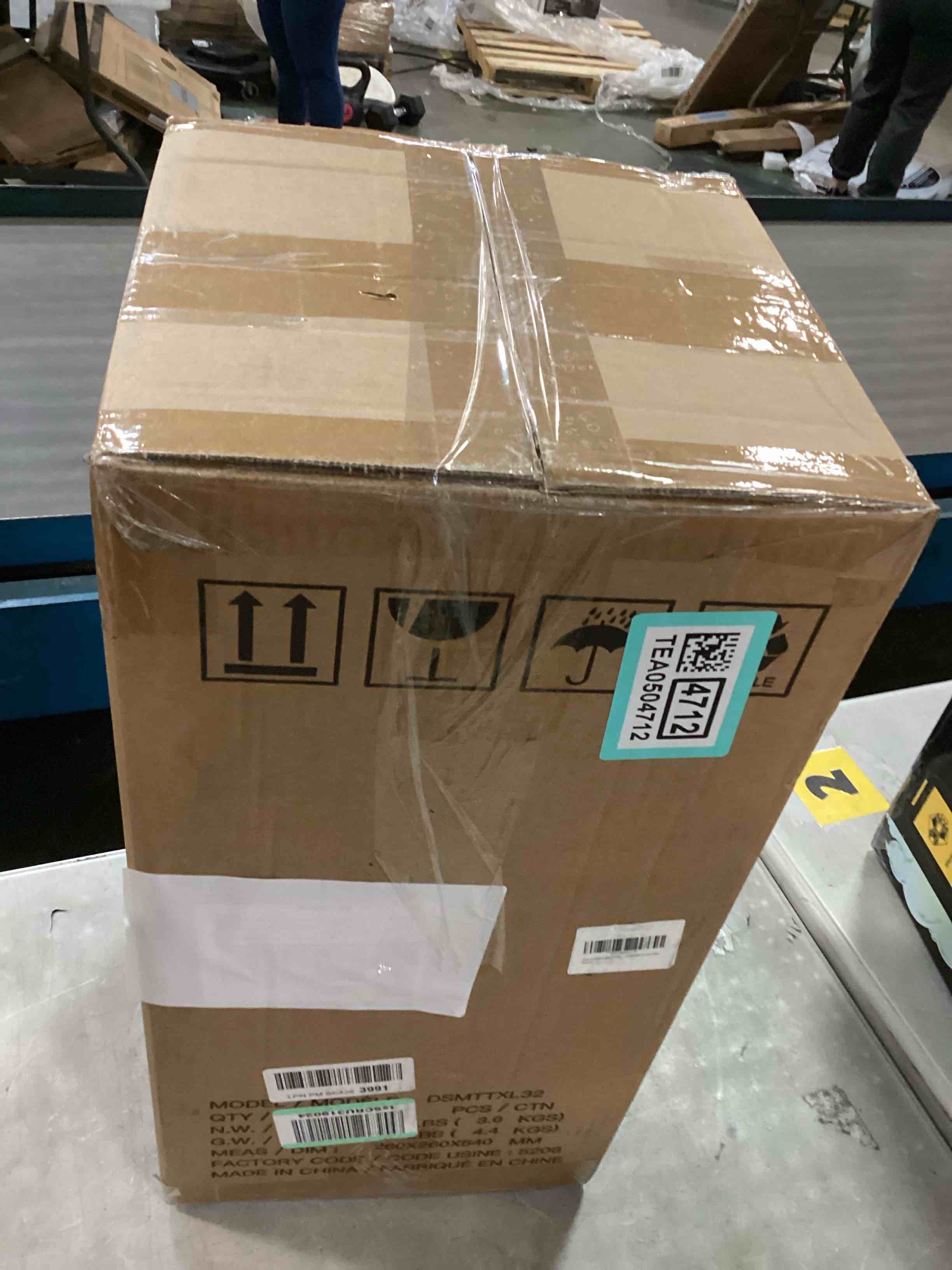 https://s3.amazonaws.com/lotting-images-prod/bidfta/TEA0504712_1732381336205.jpeg