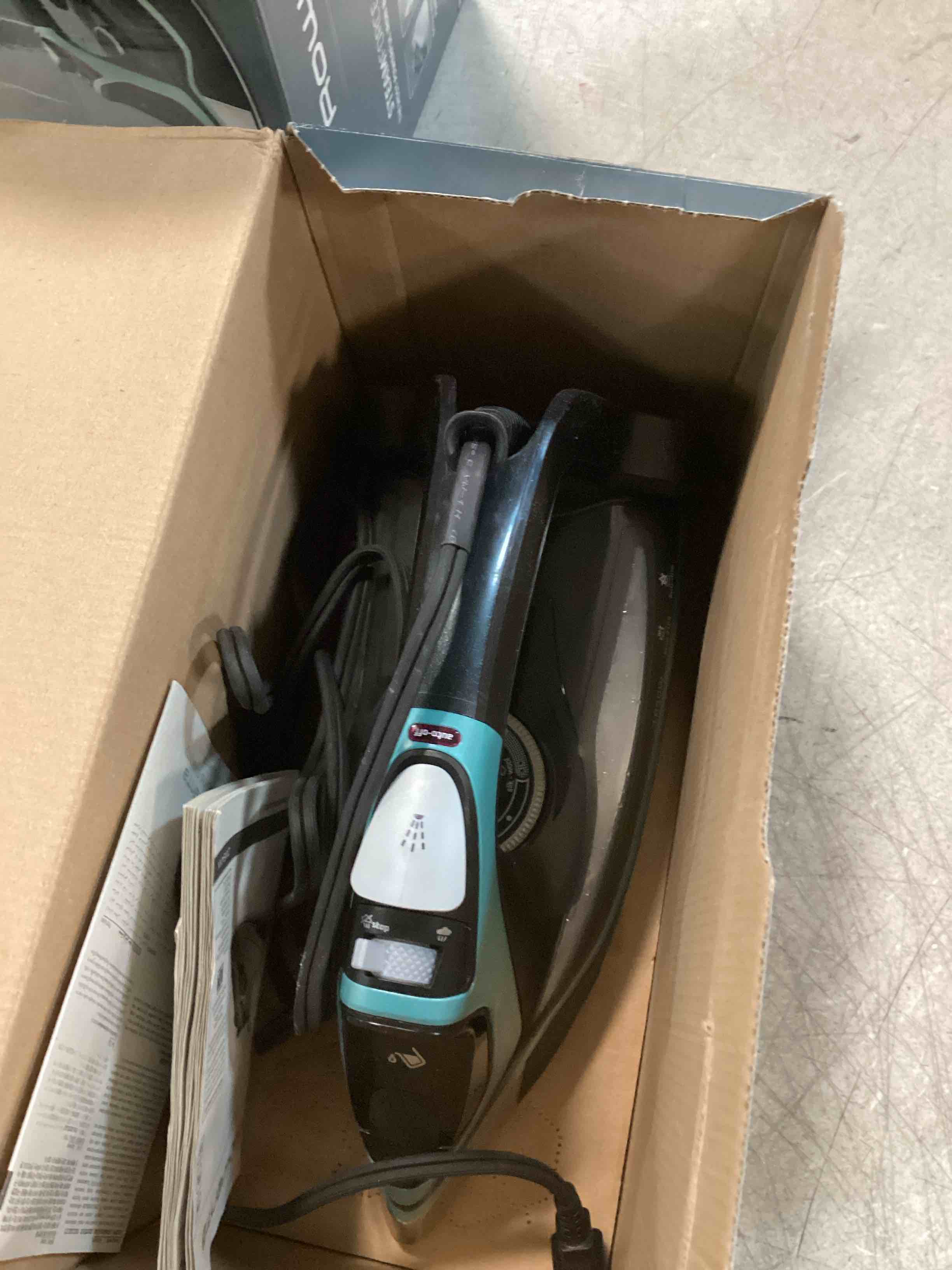 https://s3.amazonaws.com/lotting-images-prod/bidfta/TEA0505142_1732209730357.jpeg