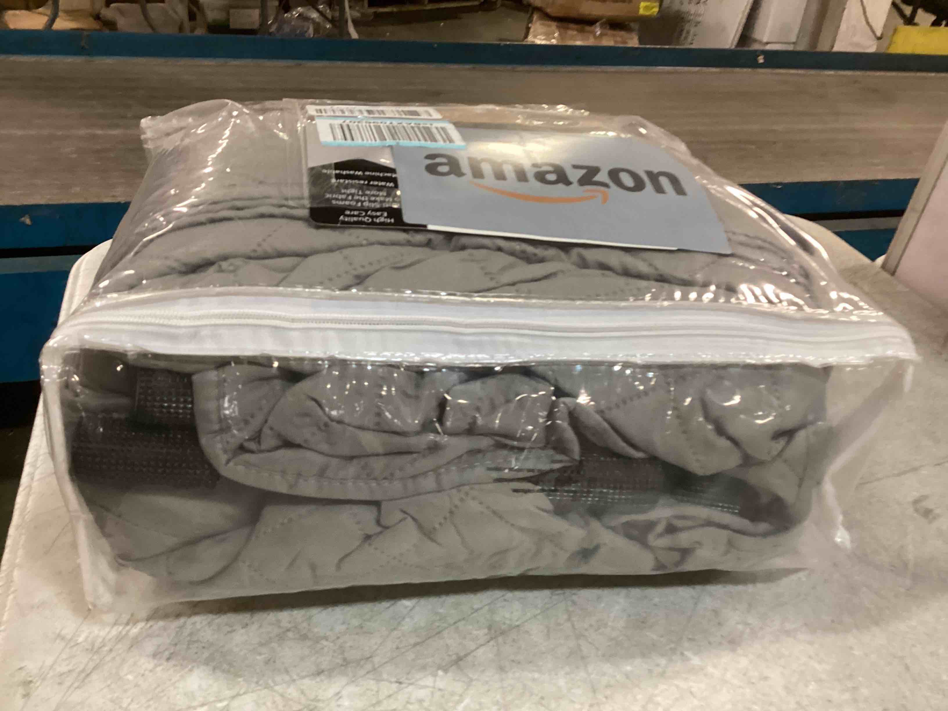 https://s3.amazonaws.com/lotting-images-prod/bidfta/TEA0507149_1732051012571.jpeg