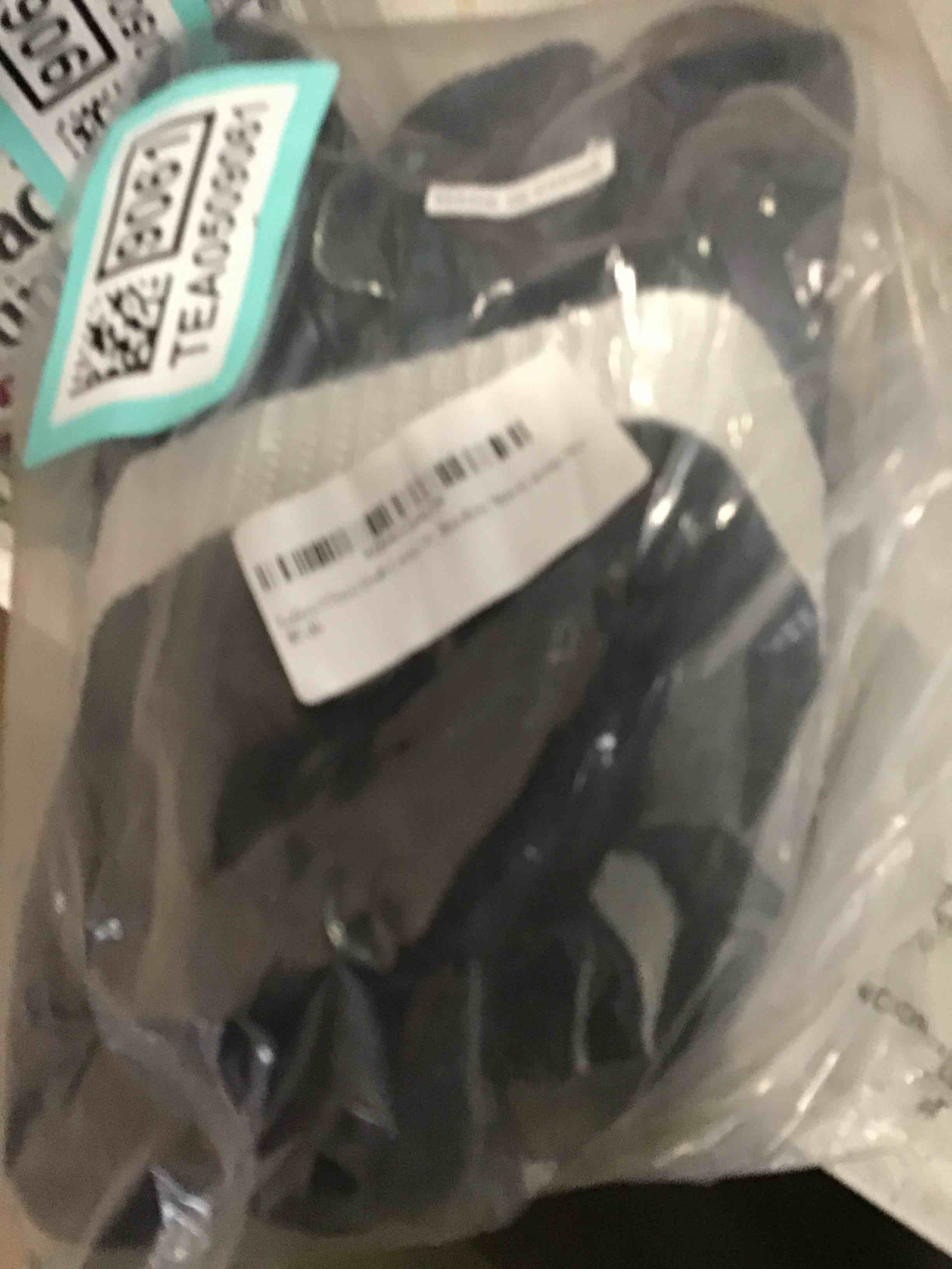 https://s3.amazonaws.com/lotting-images-prod/bidfta/TEA0509061_1731692898969.jpeg