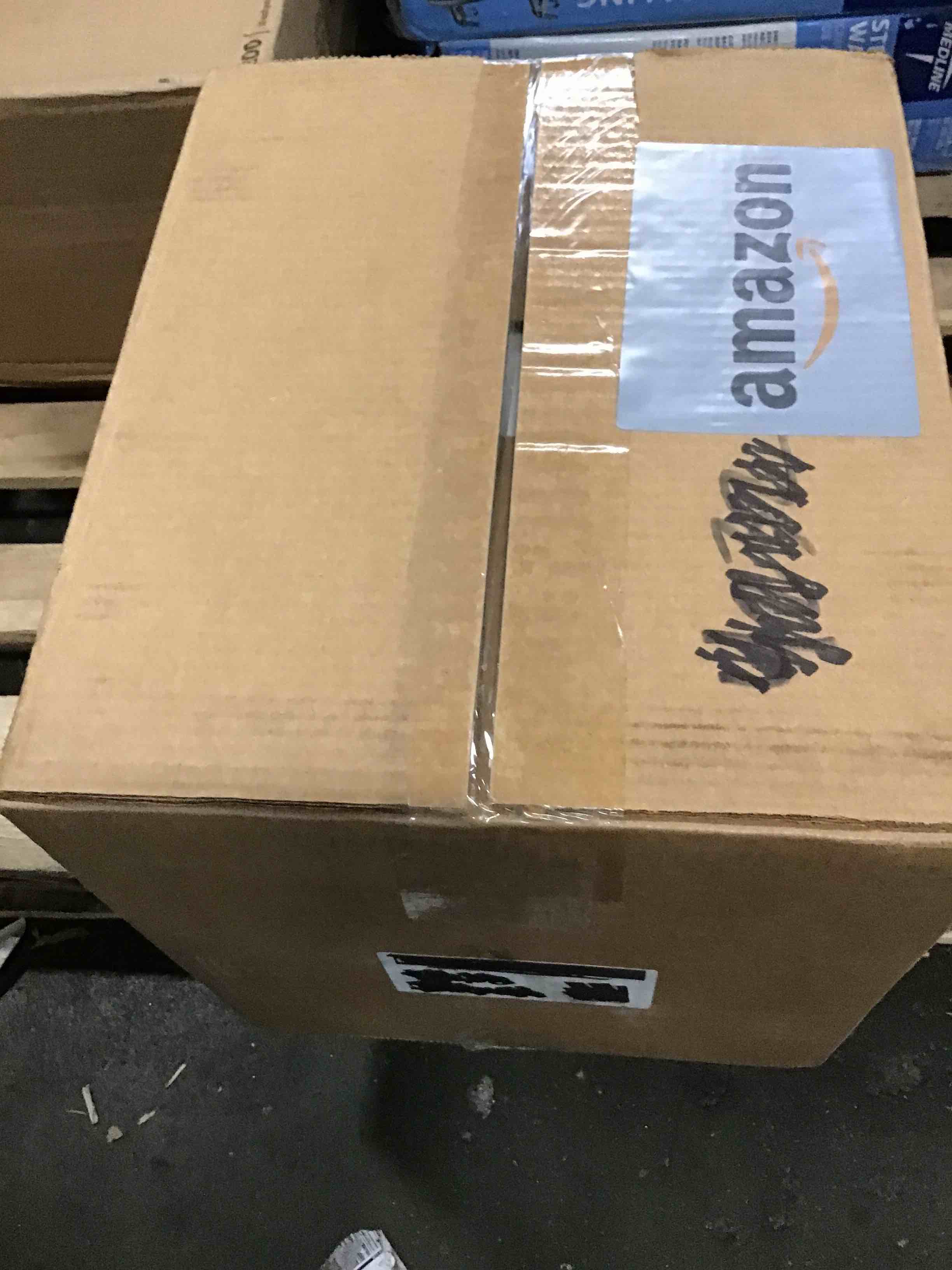 https://s3.amazonaws.com/lotting-images-prod/bidfta/TEA0513268_1731695872005.jpeg