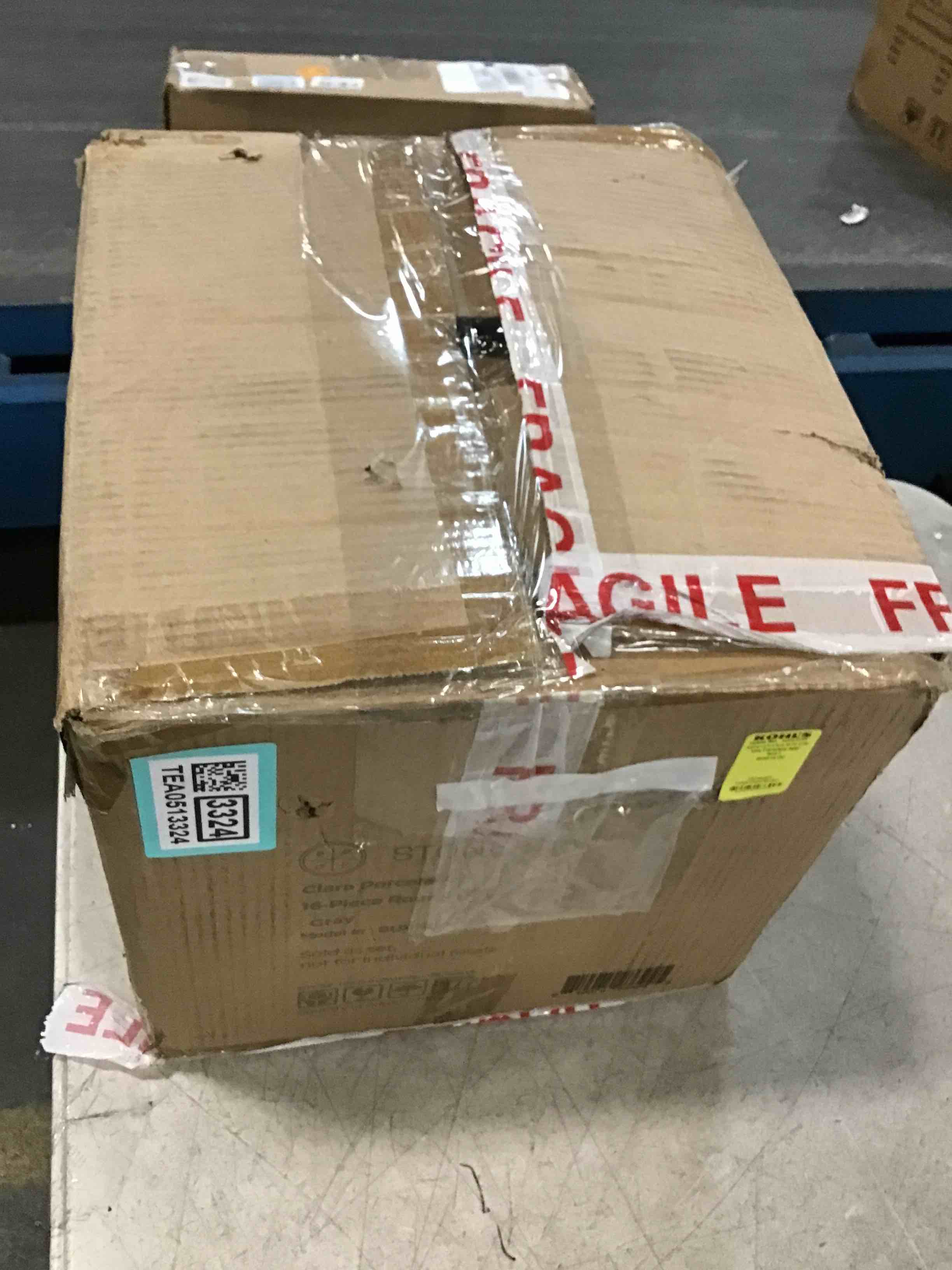 https://s3.amazonaws.com/lotting-images-prod/bidfta/TEA0513324_1731687228397.jpeg