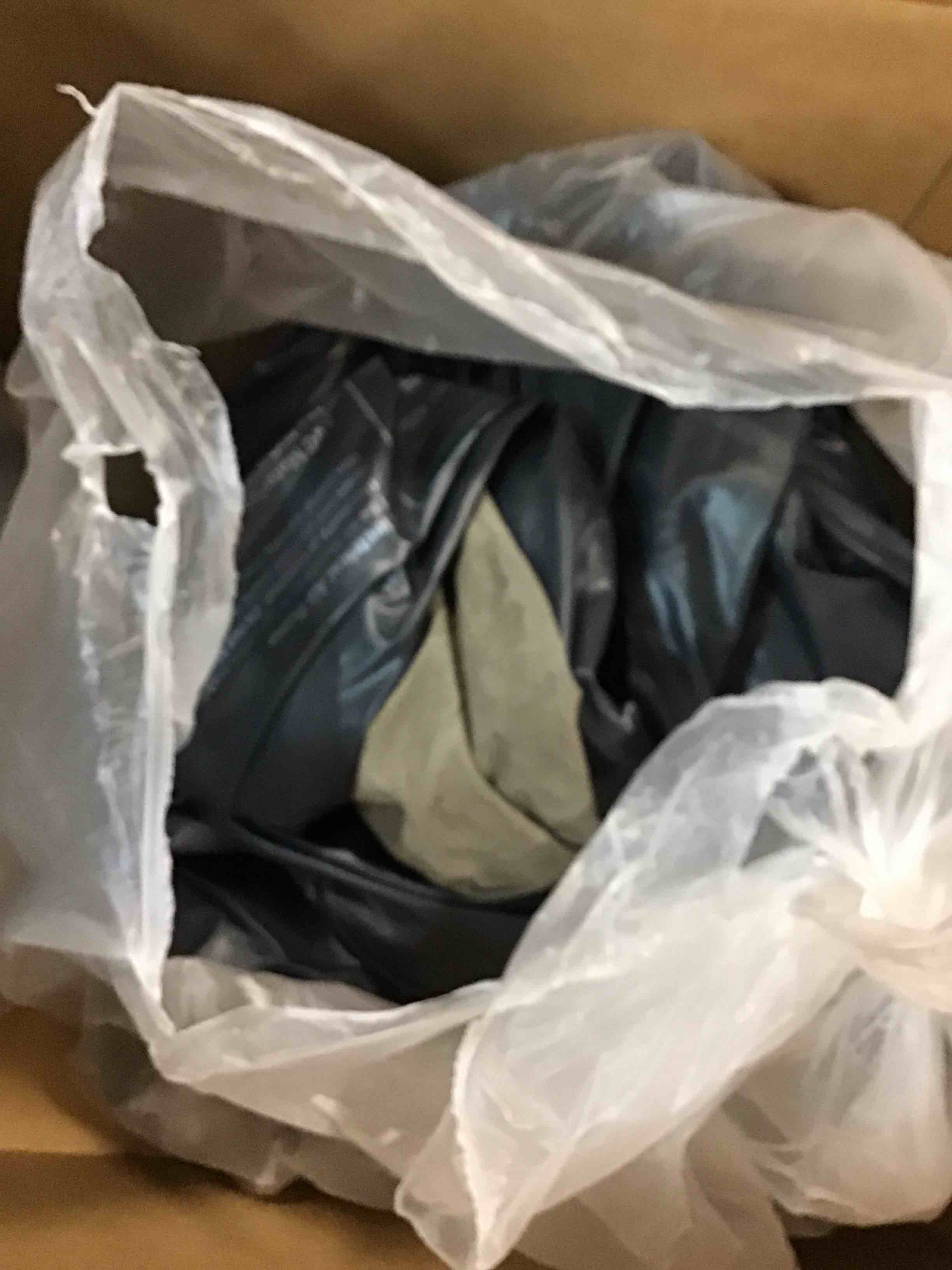 https://s3.amazonaws.com/lotting-images-prod/bidfta/TEA0513645_1731605821409.jpeg