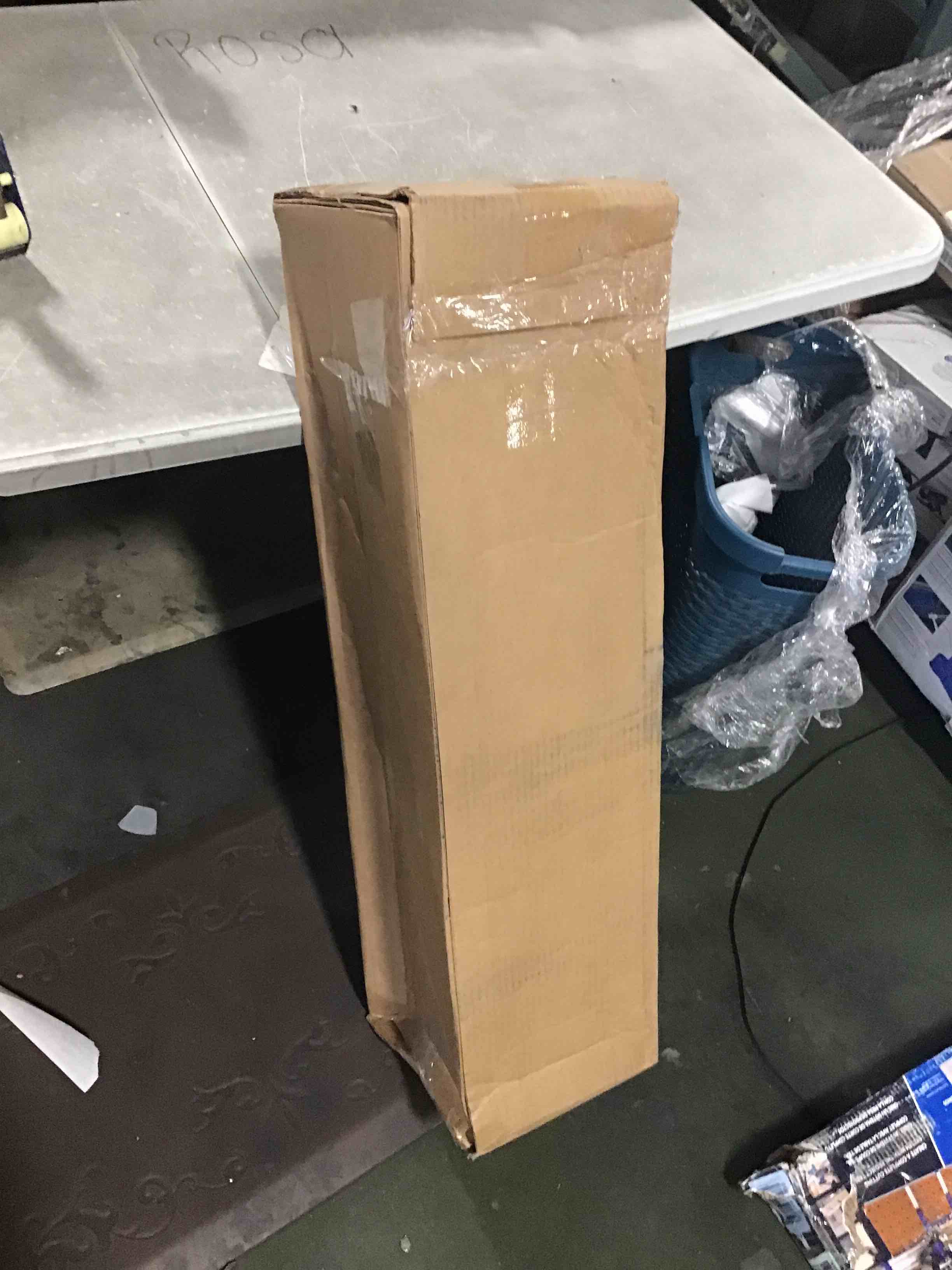 https://s3.amazonaws.com/lotting-images-prod/bidfta/TEA0517560_1731592032643.jpeg