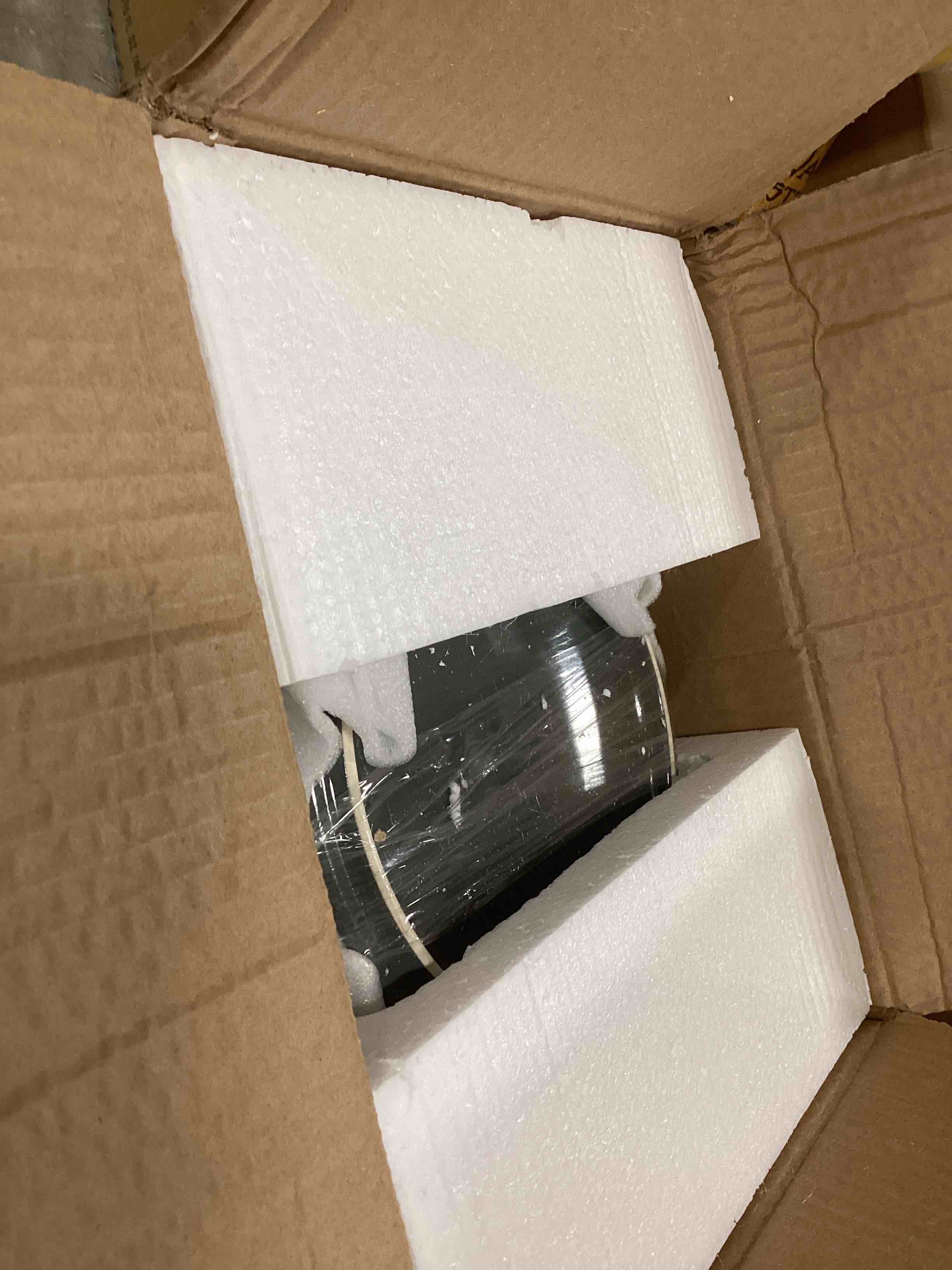 https://s3.amazonaws.com/lotting-images-prod/bidfta/TEA0518973_1732026799338.jpeg
