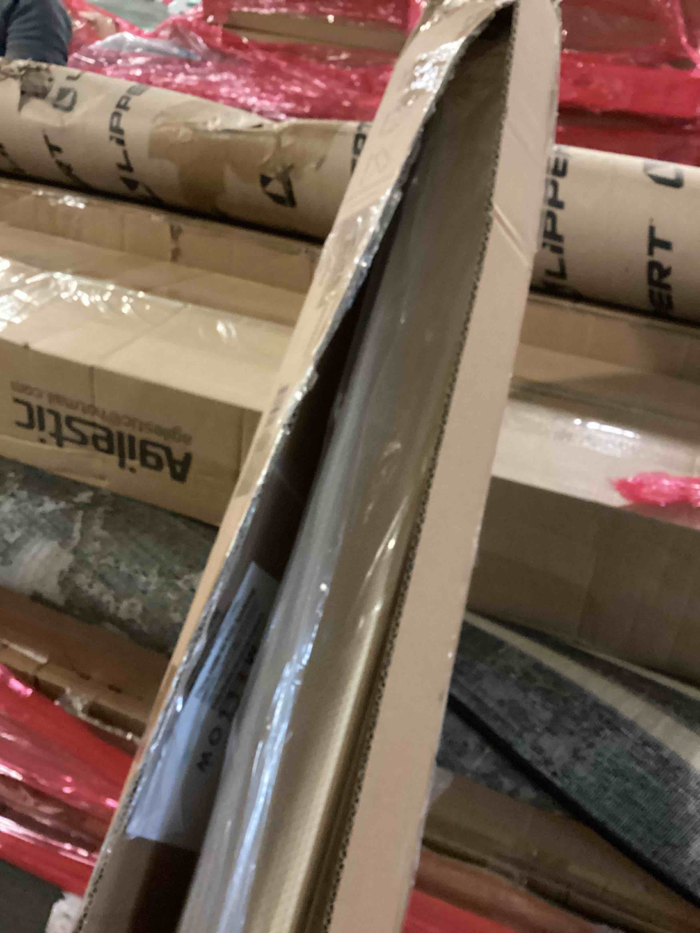 https://s3.amazonaws.com/lotting-images-prod/bidfta/TEA0524275_1732577303934.jpeg