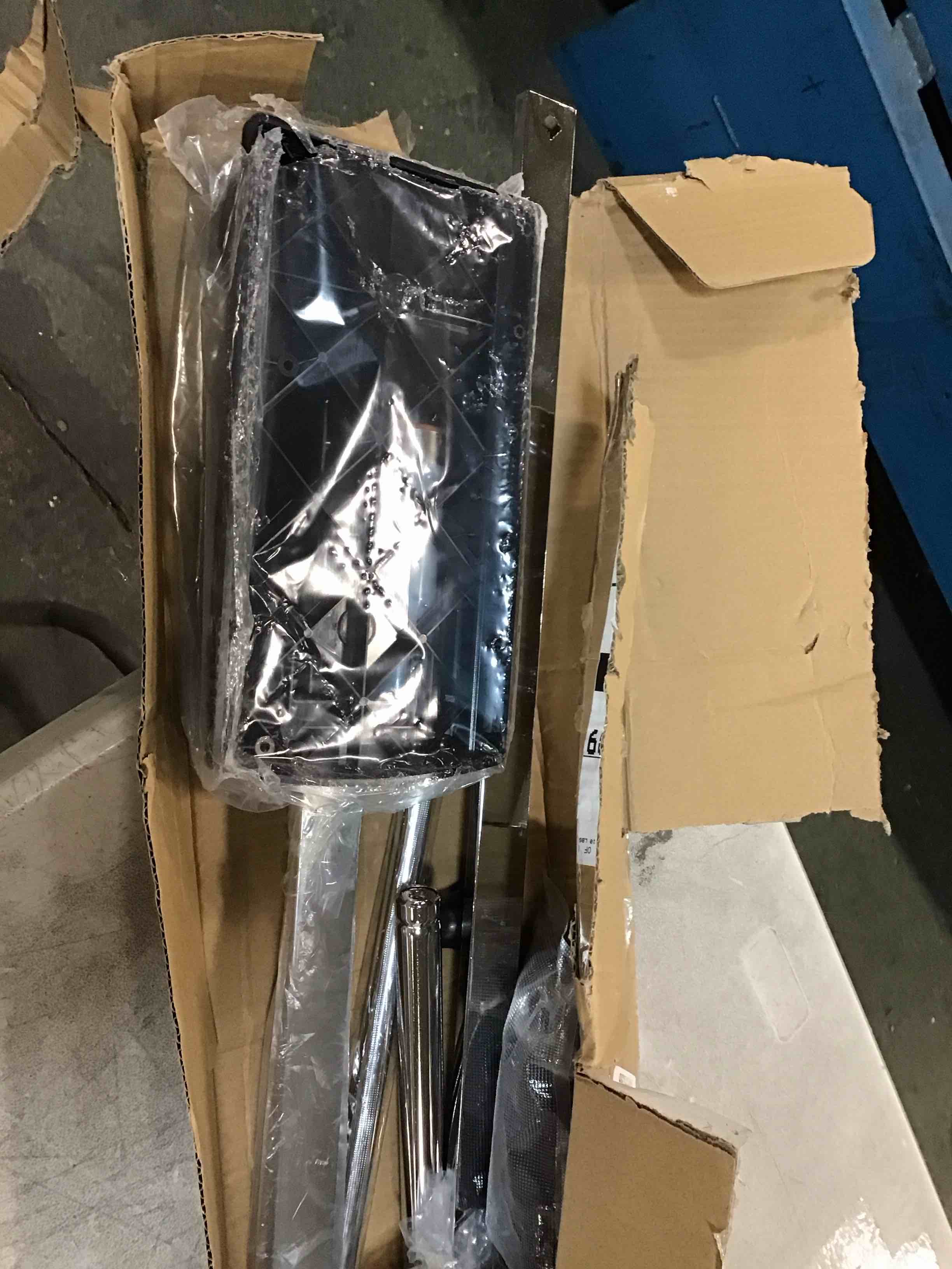 https://s3.amazonaws.com/lotting-images-prod/bidfta/TEA0525130_1731977765902.jpeg