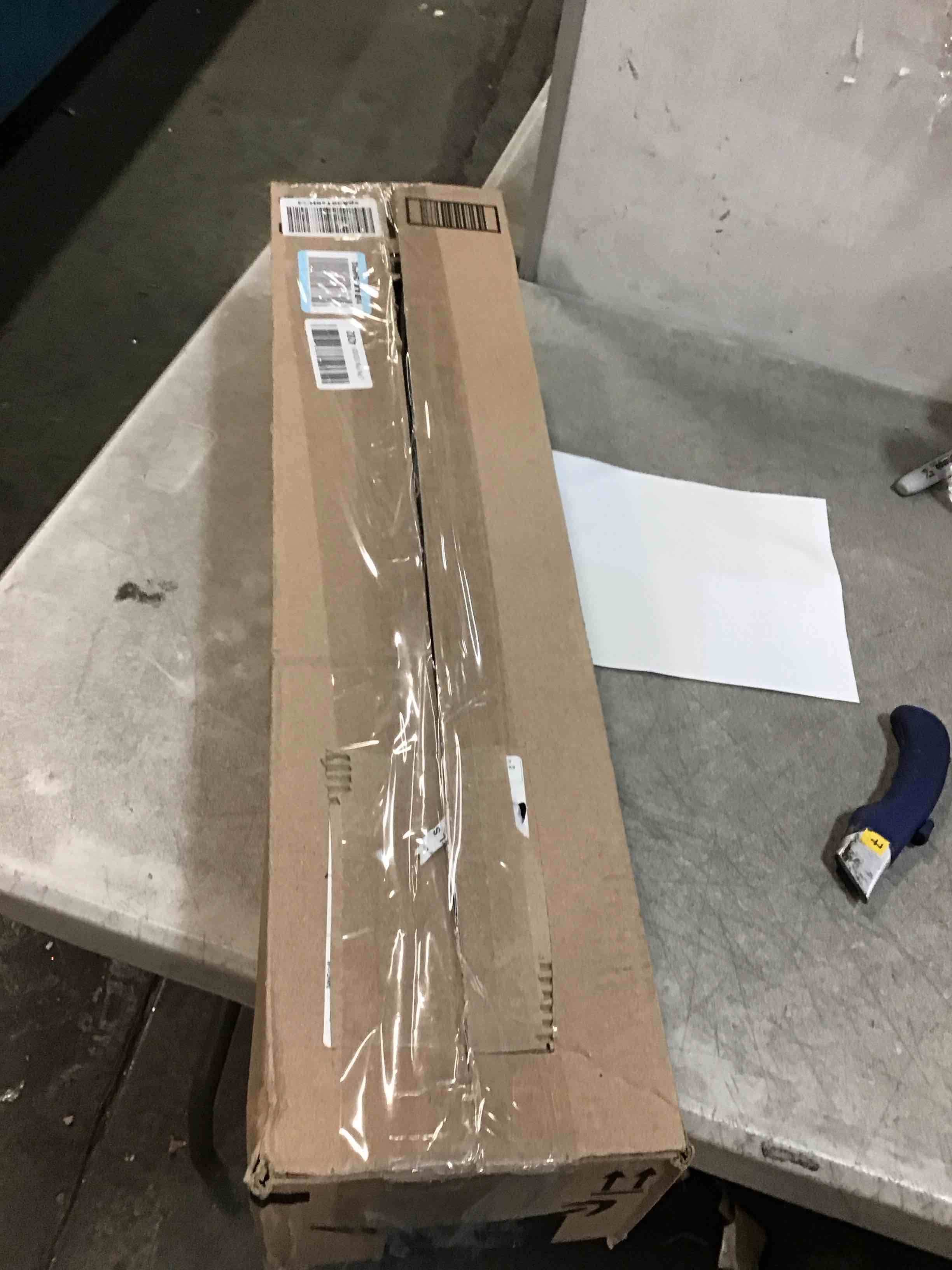https://s3.amazonaws.com/lotting-images-prod/bidfta/TEA0525161_1731972875552.jpeg