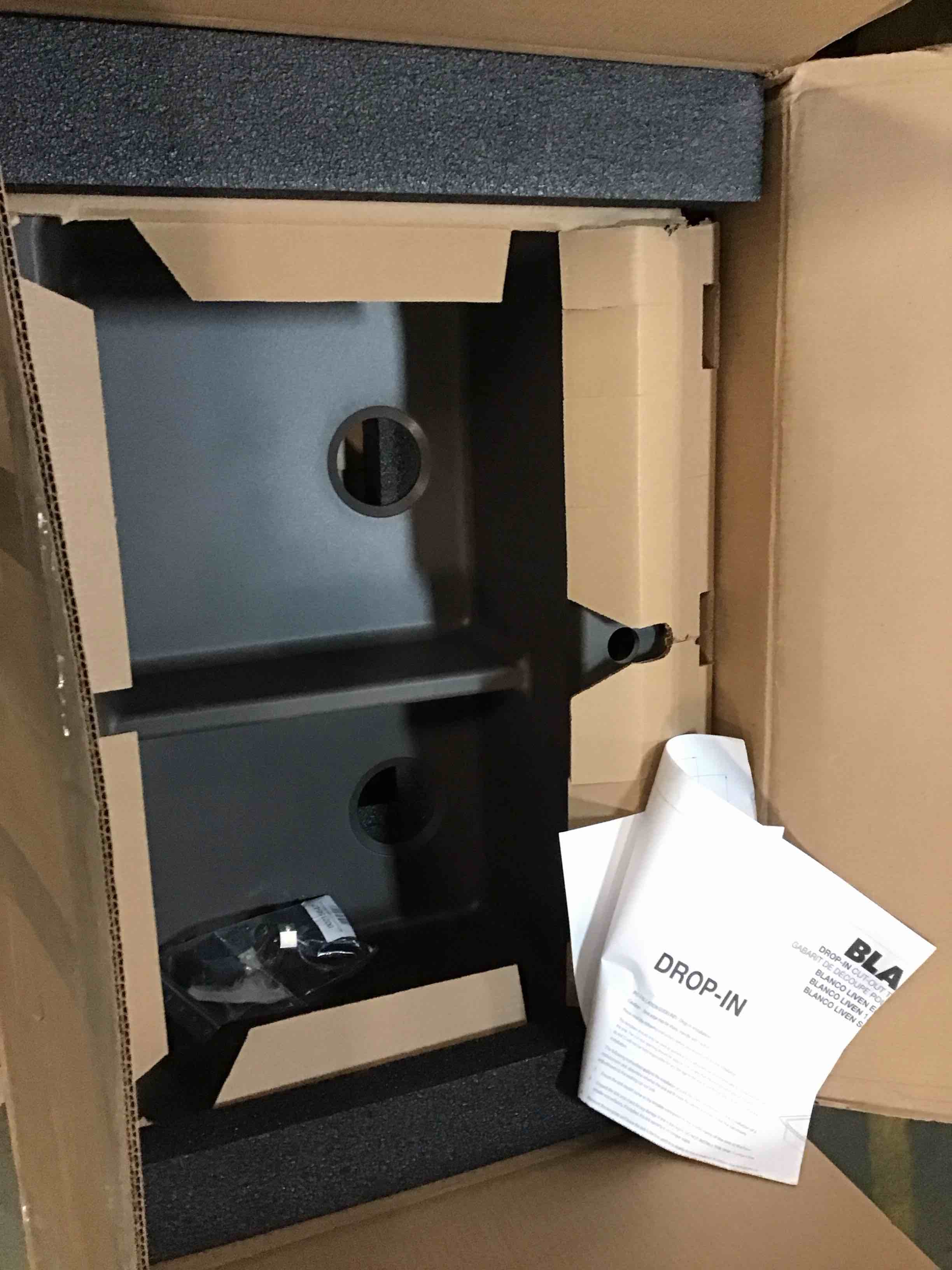 https://s3.amazonaws.com/lotting-images-prod/bidfta/TEA0525357_1731708846596.jpeg
