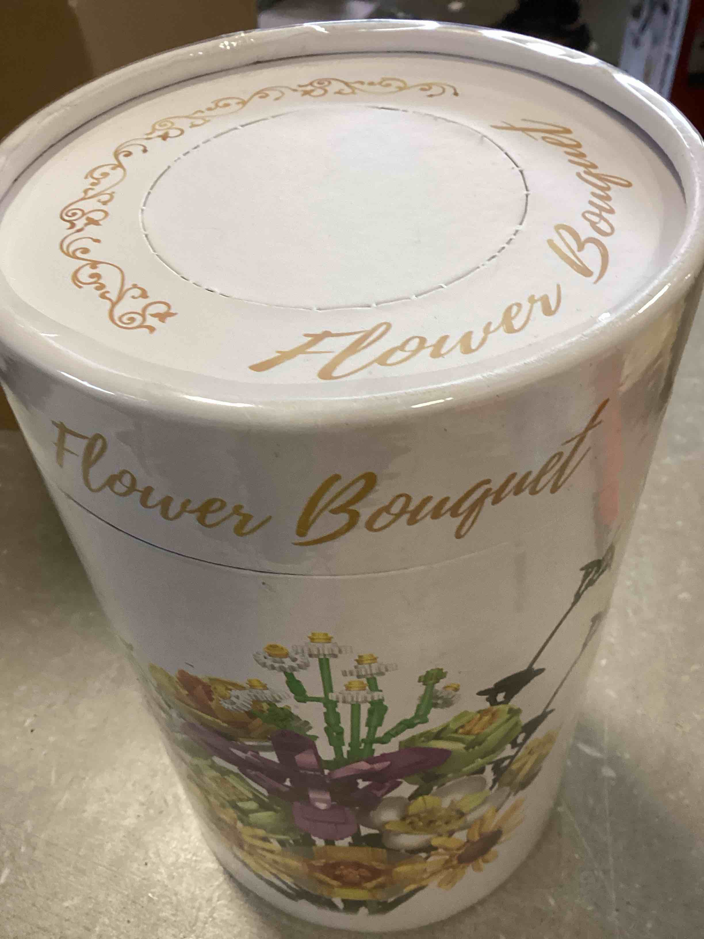https://s3.amazonaws.com/lotting-images-prod/bidfta/TEA0526677_1731513466070.jpeg