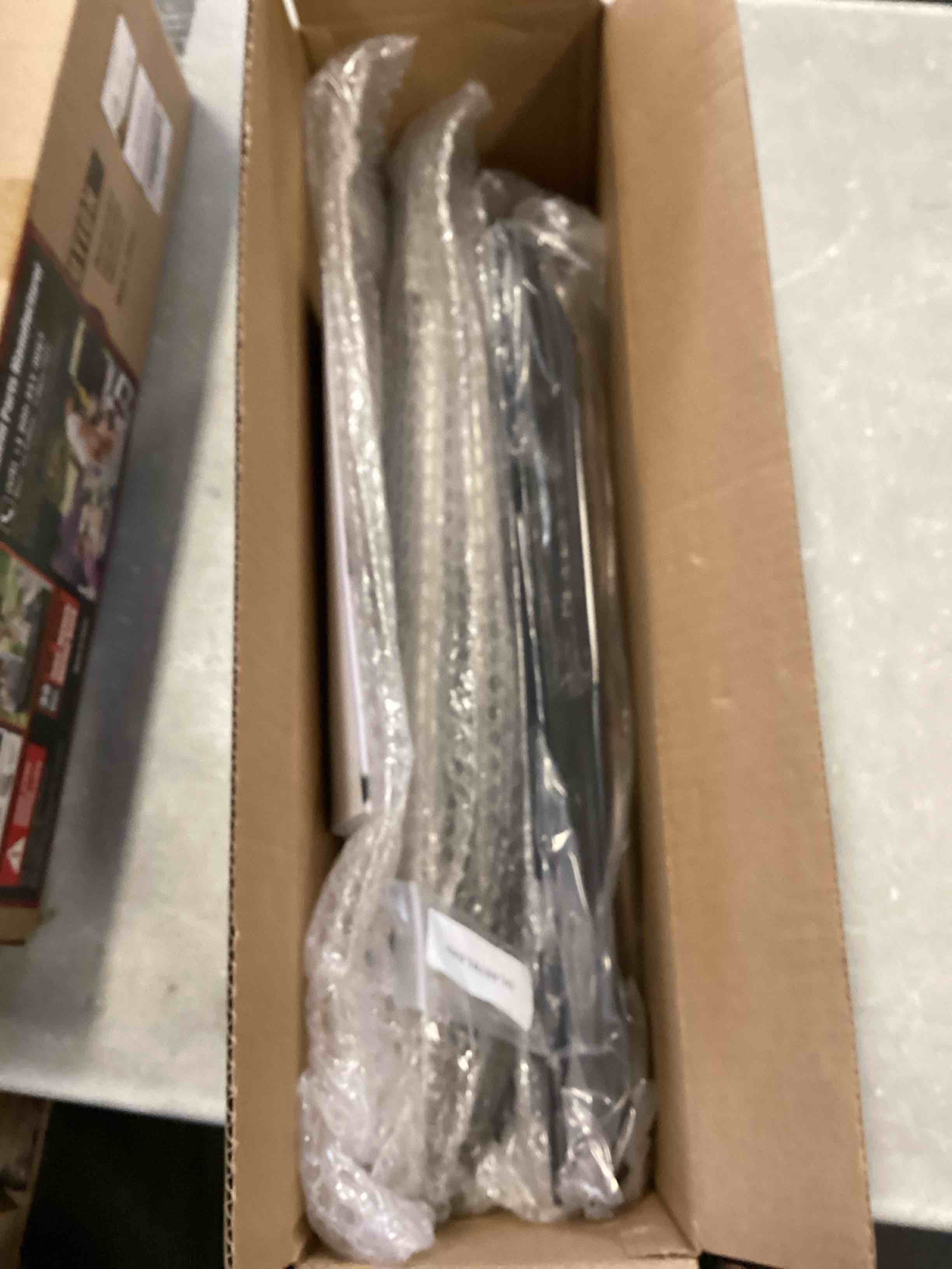 https://s3.amazonaws.com/lotting-images-prod/bidfta/TEA0526714_1731508574286.jpeg