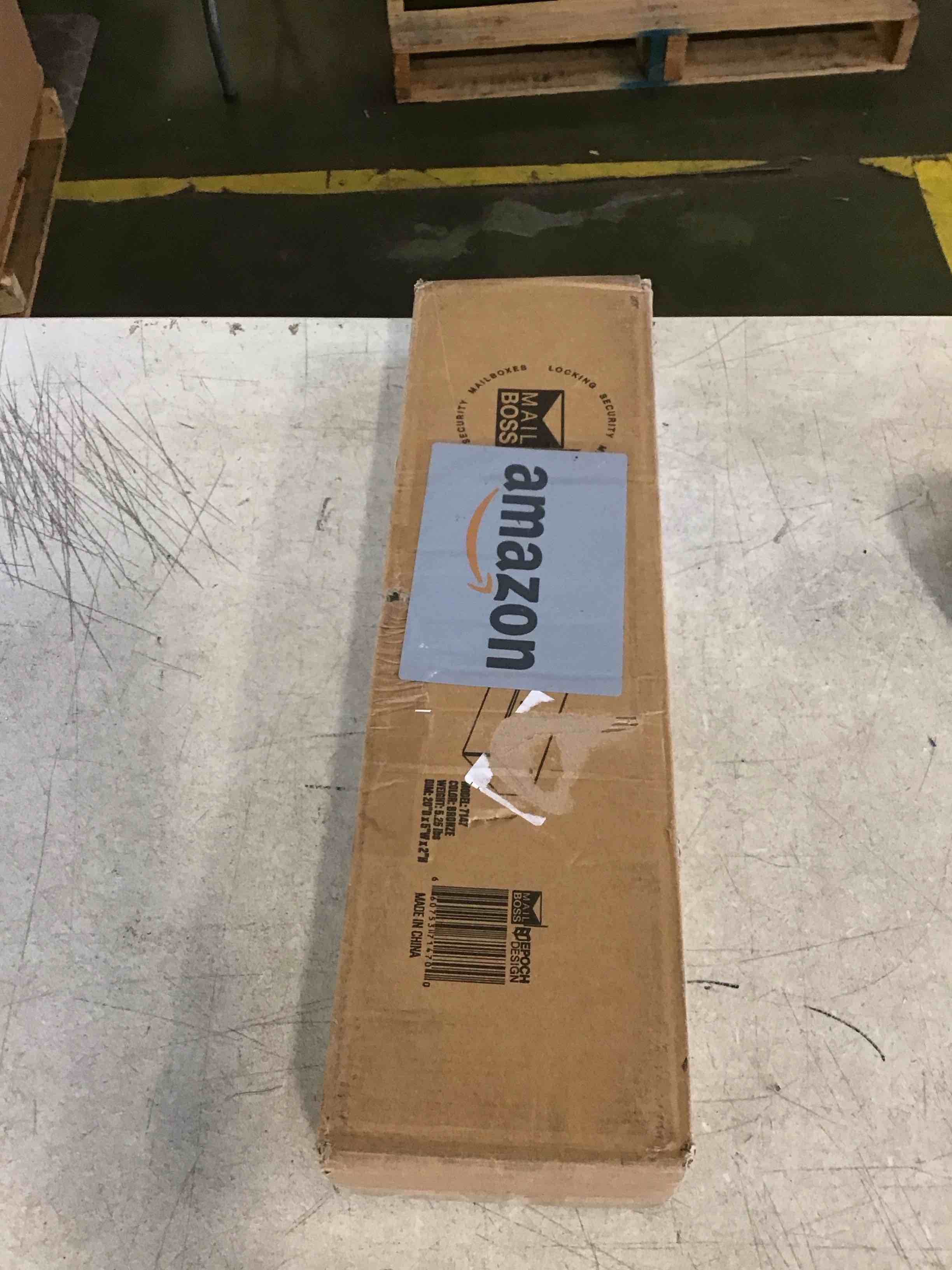 https://s3.amazonaws.com/lotting-images-prod/bidfta/TEA0530417_1730296600985.jpeg