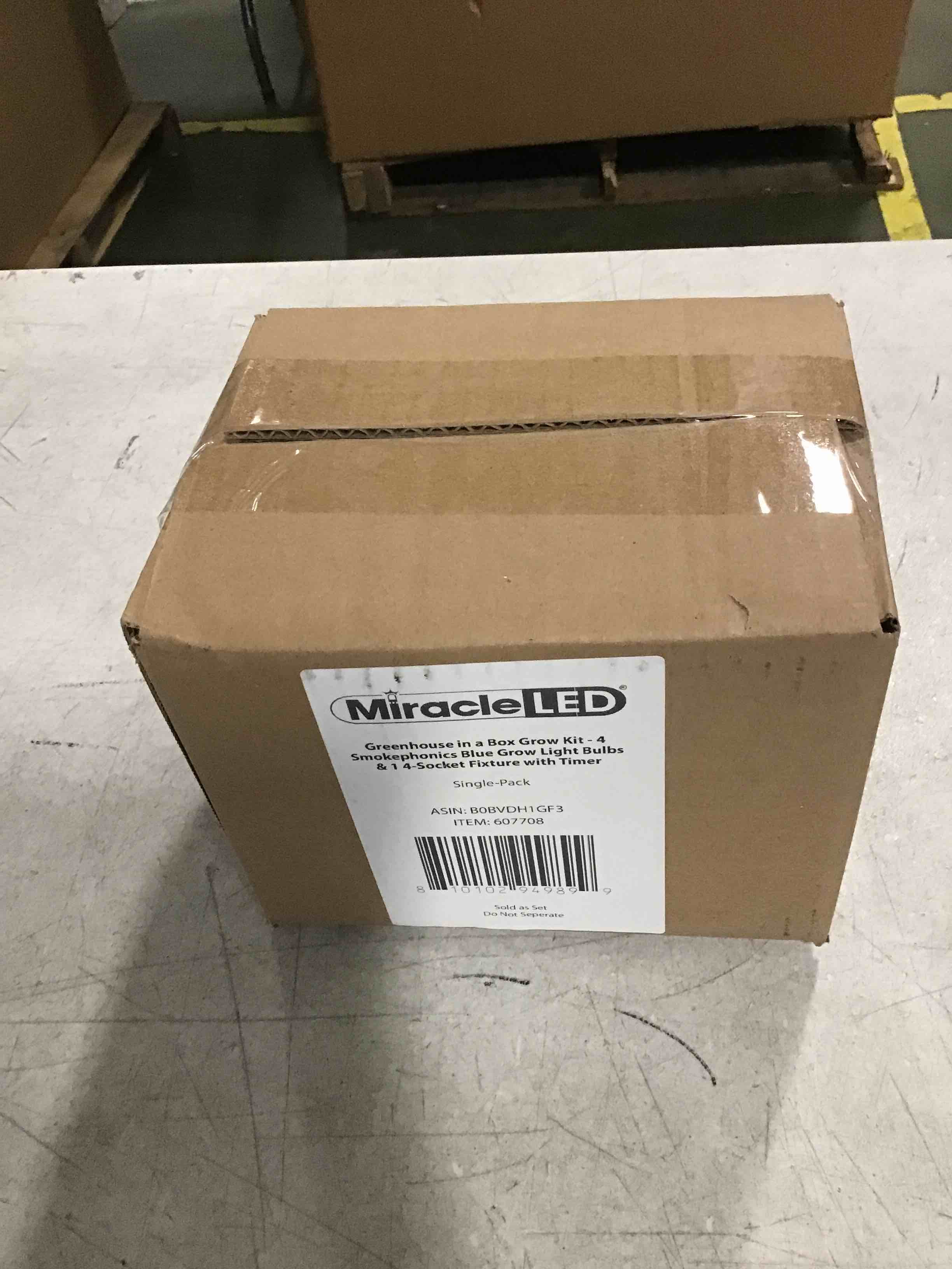 https://s3.amazonaws.com/lotting-images-prod/bidfta/TEA0530852_1730462883598.jpeg