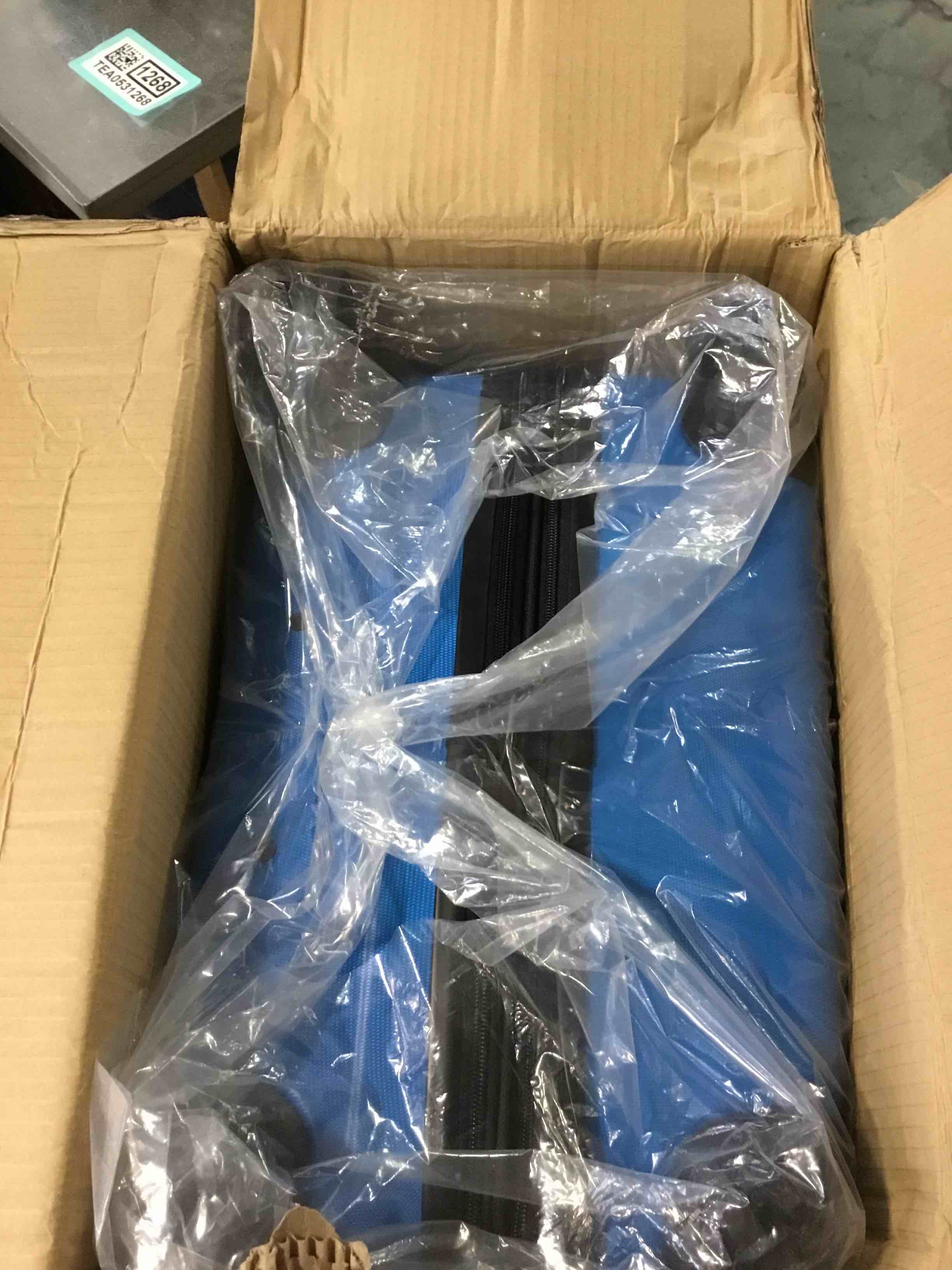 https://s3.amazonaws.com/lotting-images-prod/bidfta/TEA0531273_1730915686886.jpeg