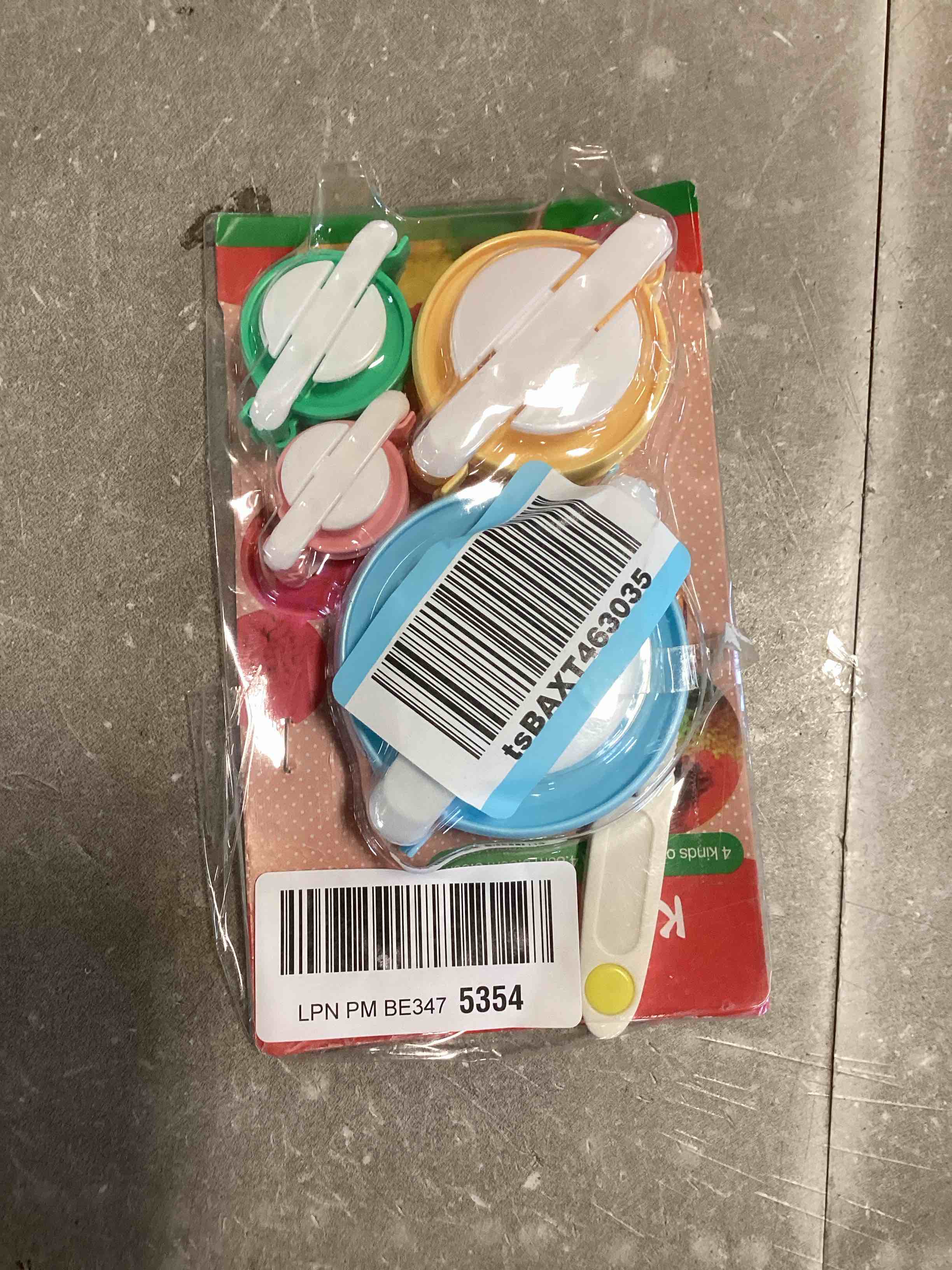 https://s3.amazonaws.com/lotting-images-prod/bidfta/TEA0531854_1730145853375.jpeg