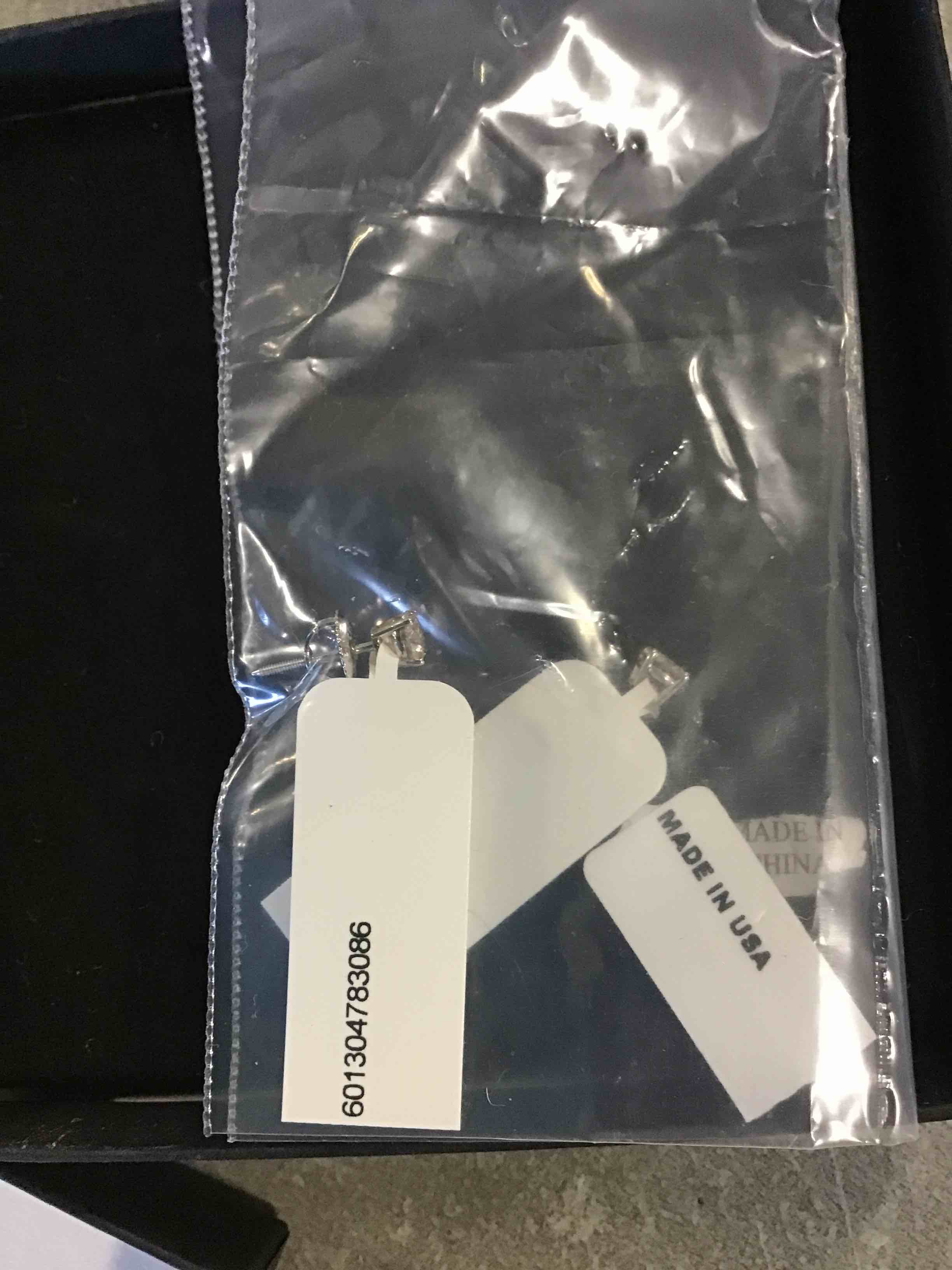 https://s3.amazonaws.com/lotting-images-prod/bidfta/TEA0532101_1729799827558.jpeg