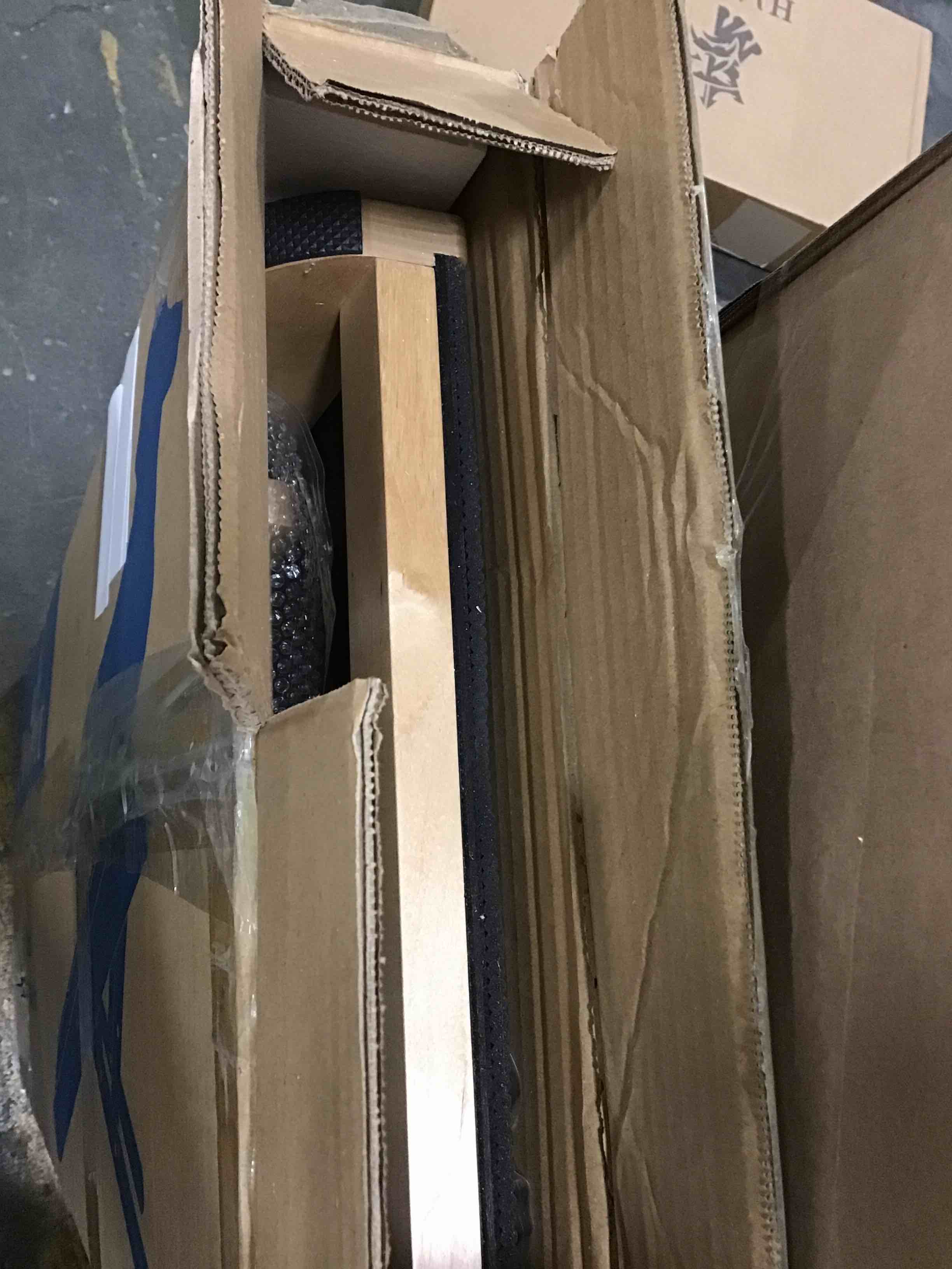 https://s3.amazonaws.com/lotting-images-prod/bidfta/TEA0533312_1730461519659.jpeg