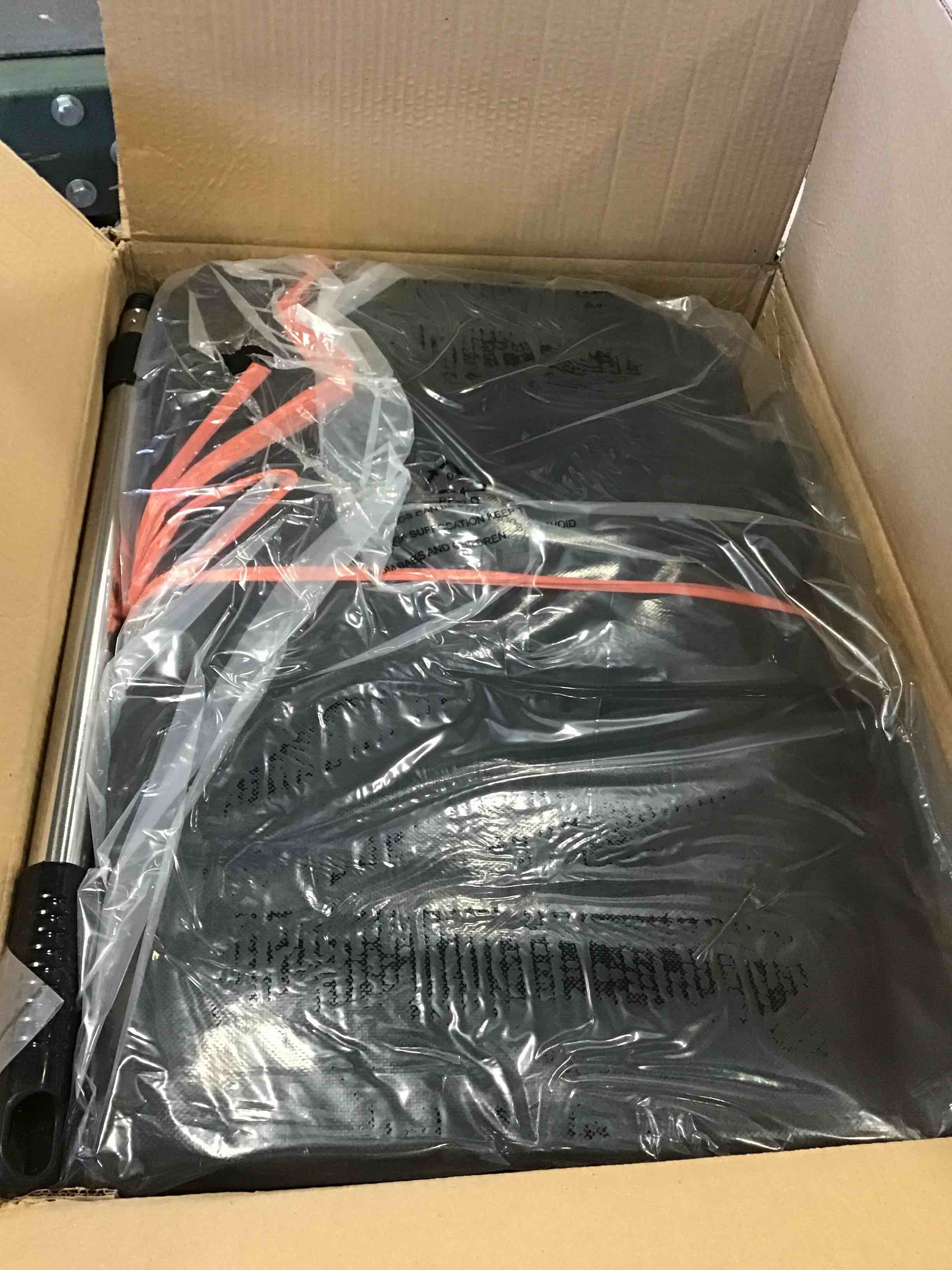 https://s3.amazonaws.com/lotting-images-prod/bidfta/TEA0533349_1730473601453.jpeg