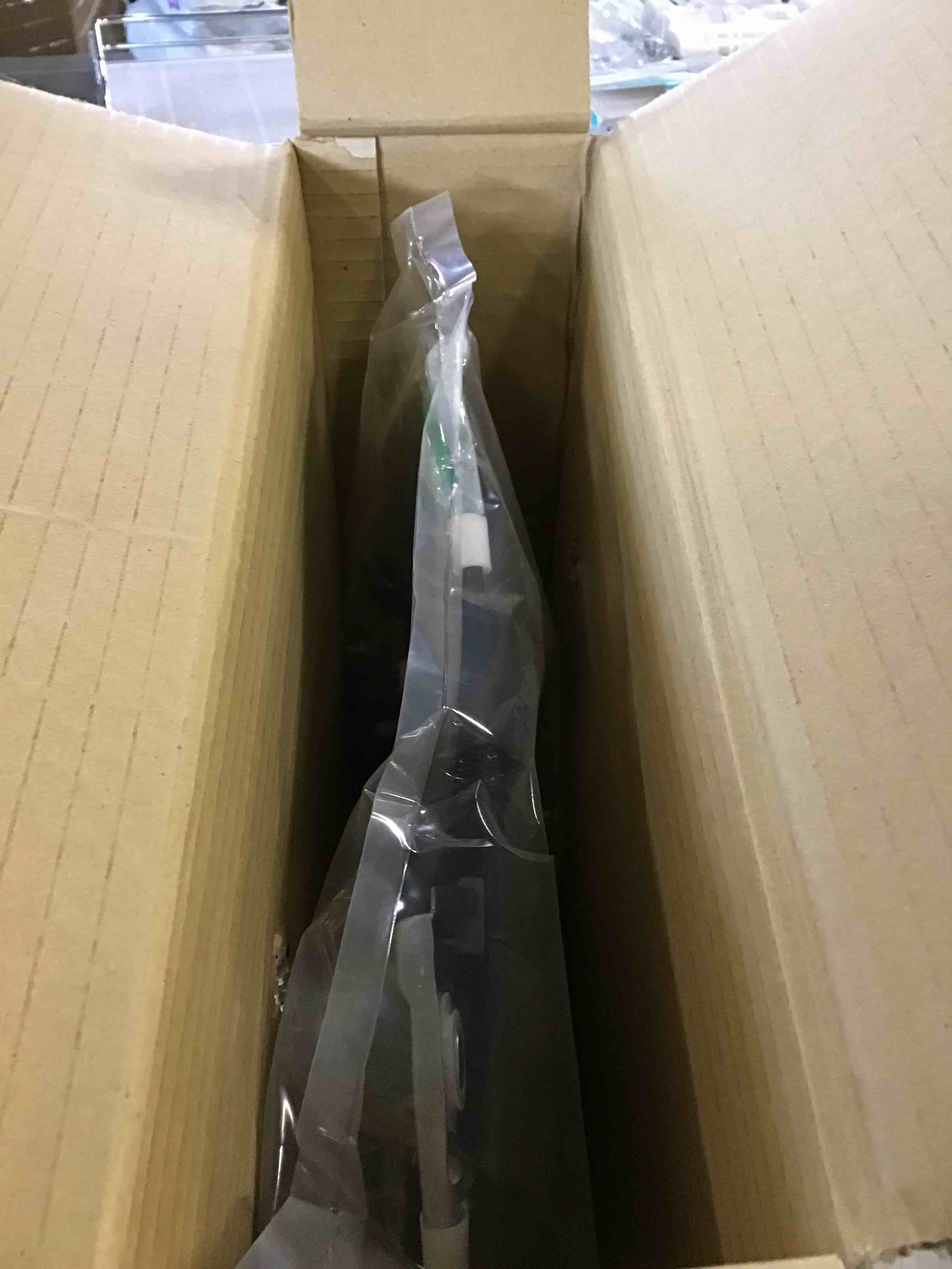 https://s3.amazonaws.com/lotting-images-prod/bidfta/TEA0533484_1730734855787.jpeg