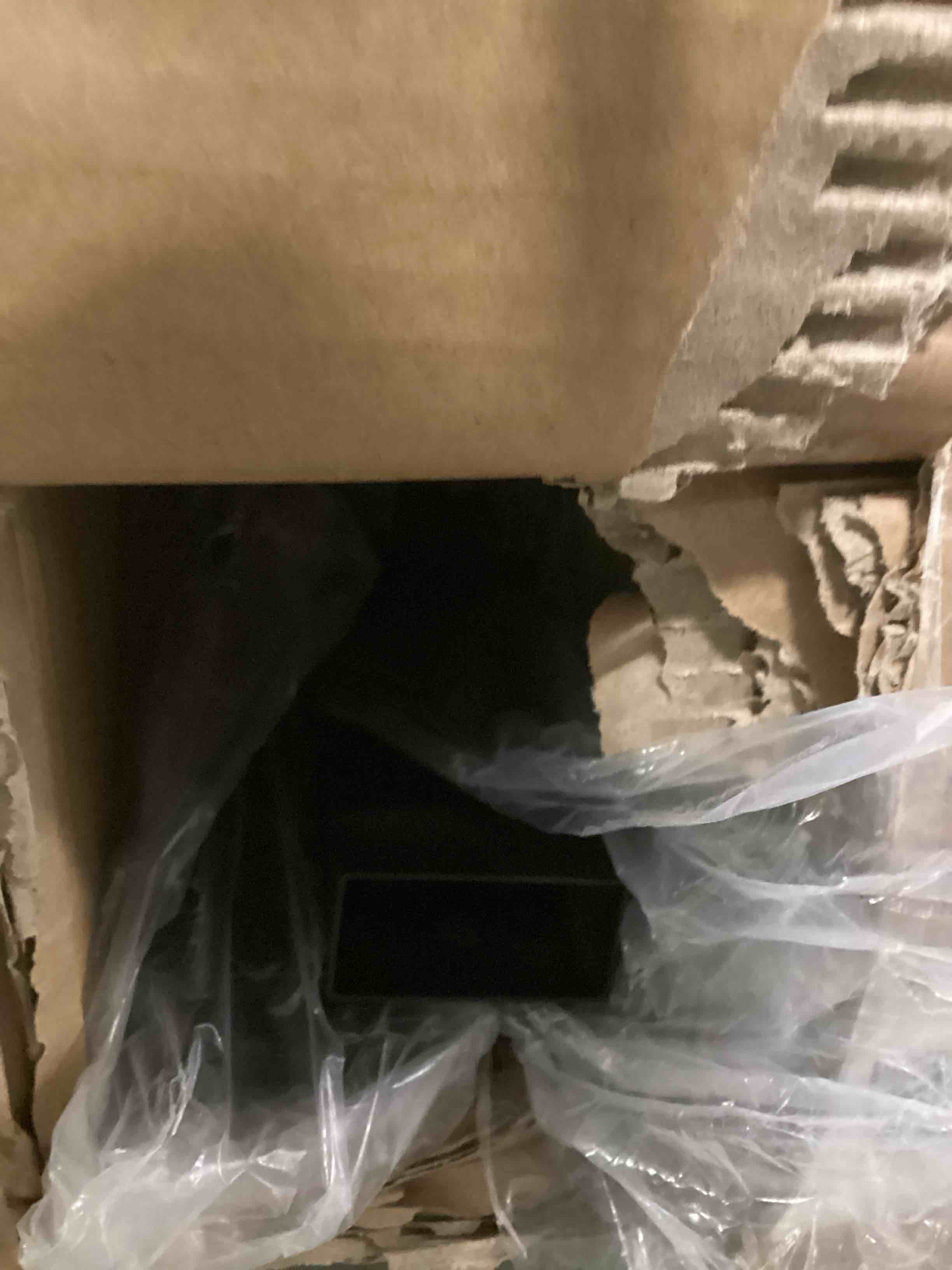 https://s3.amazonaws.com/lotting-images-prod/bidfta/TEA0534471_1731094390420.jpeg