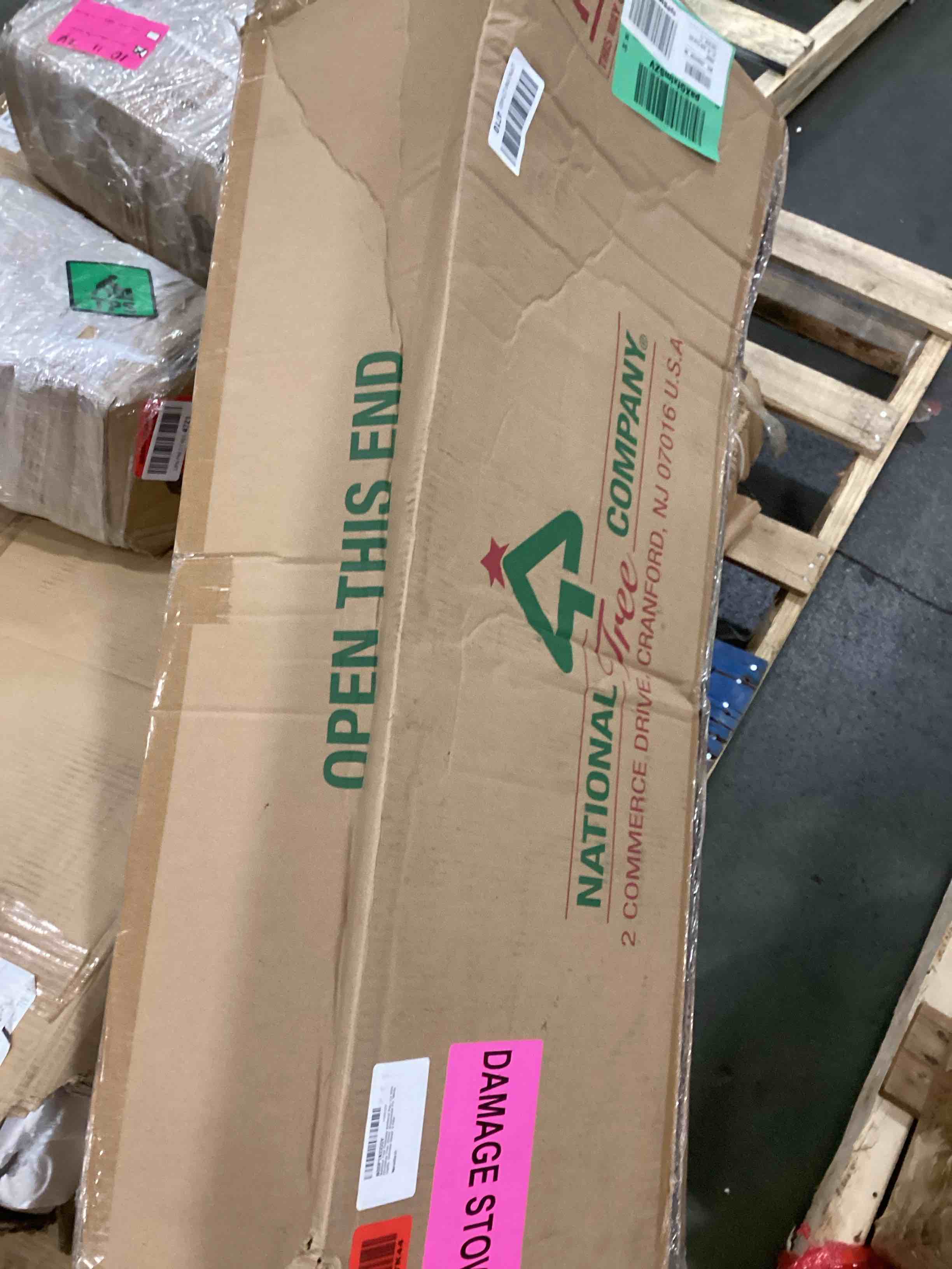 https://s3.amazonaws.com/lotting-images-prod/bidfta/TEA0534797_1730917786942.jpeg