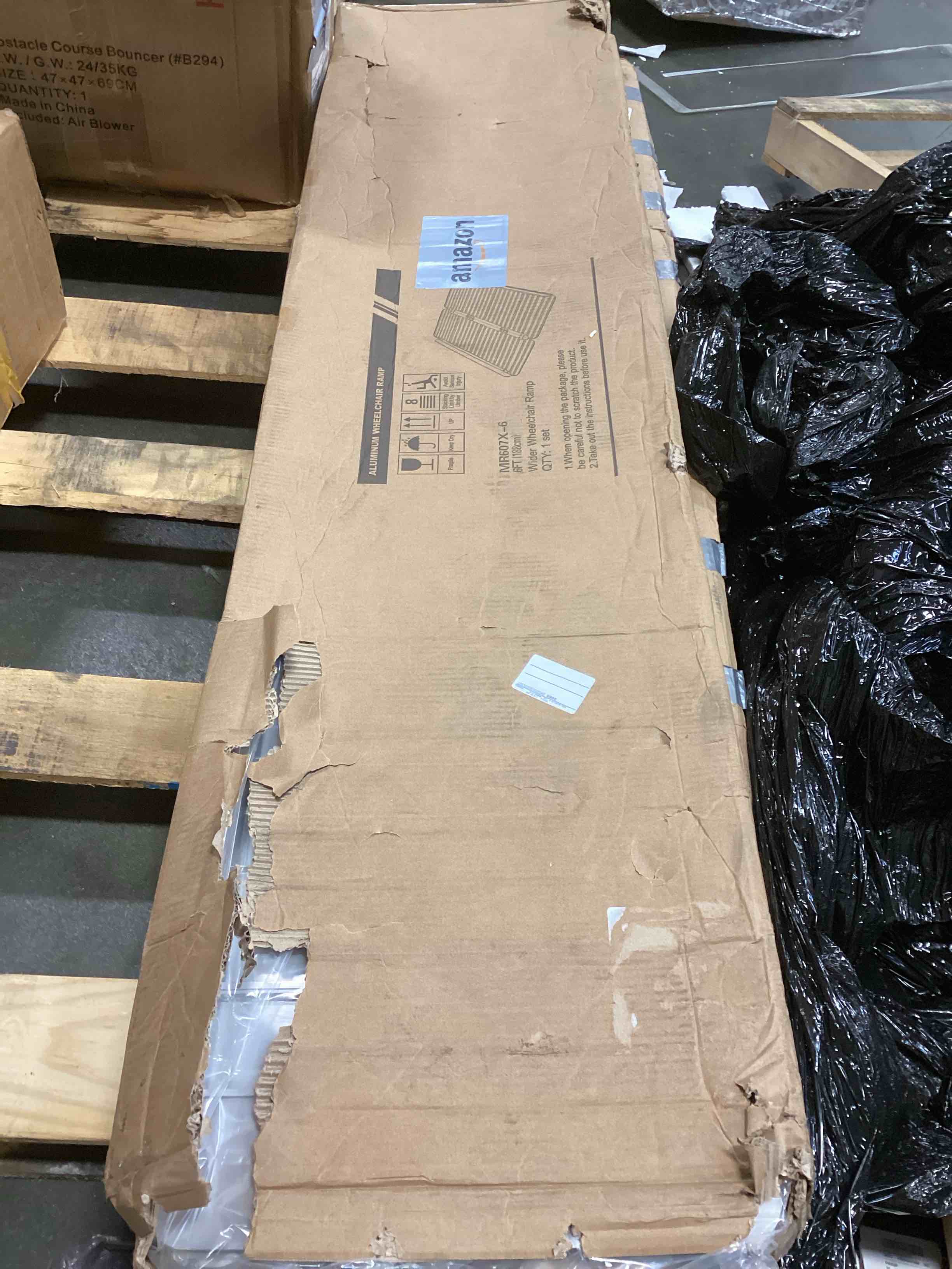 https://s3.amazonaws.com/lotting-images-prod/bidfta/TEA0535367_1730208451404.jpeg