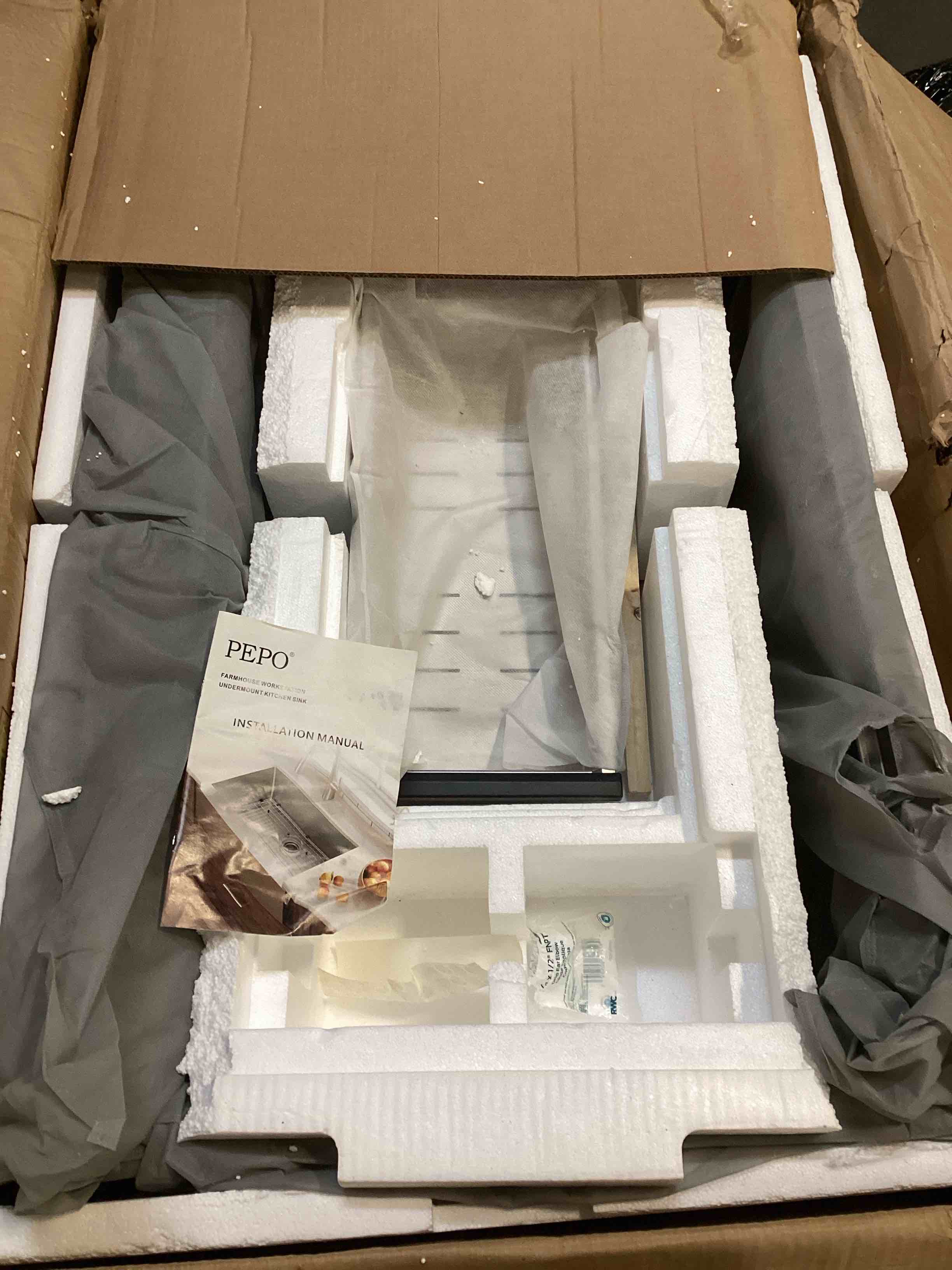 https://s3.amazonaws.com/lotting-images-prod/bidfta/TEA0535776_1729794555610.jpeg