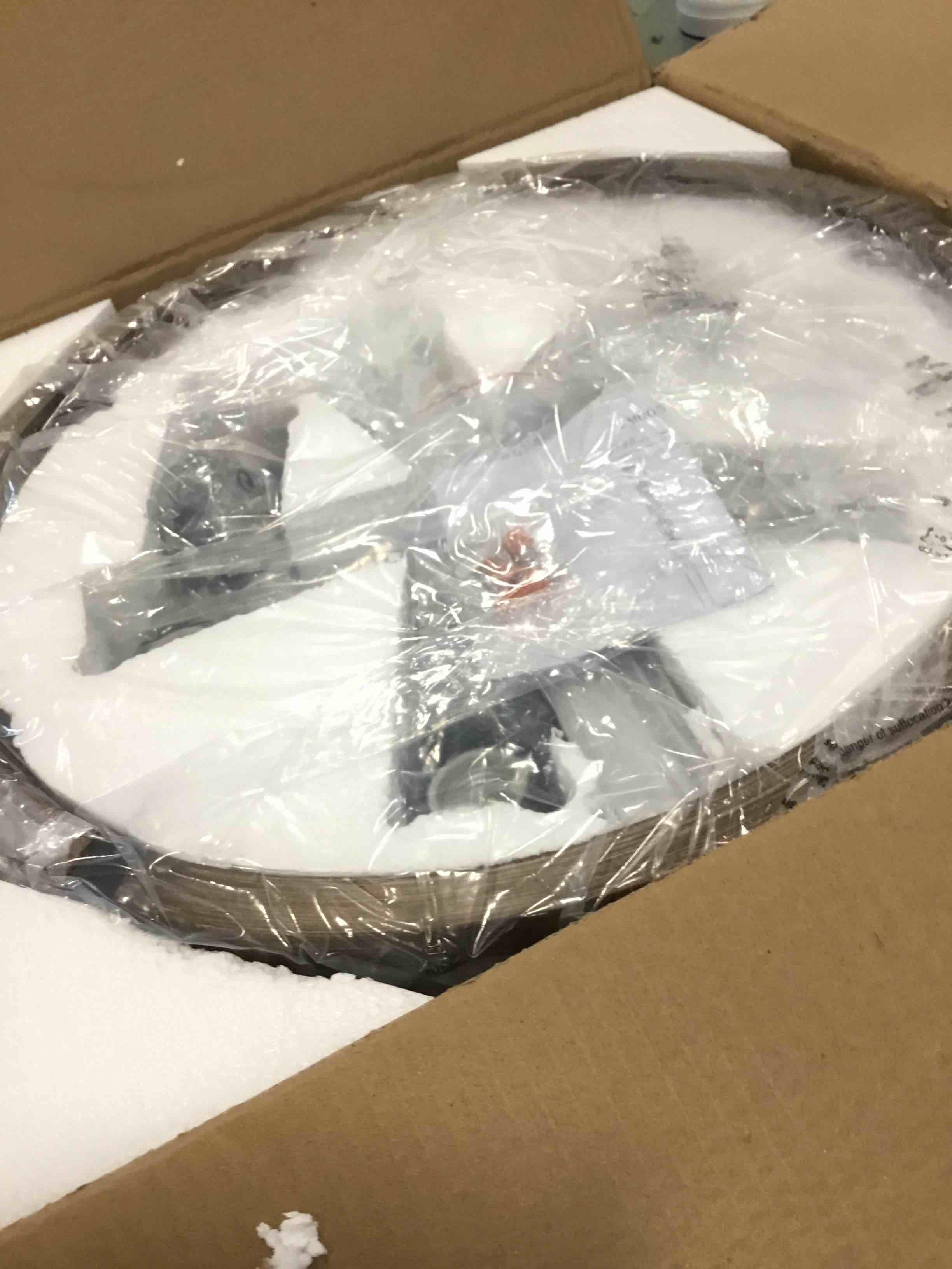 https://s3.amazonaws.com/lotting-images-prod/bidfta/TEA0538707_1730554003330.jpeg