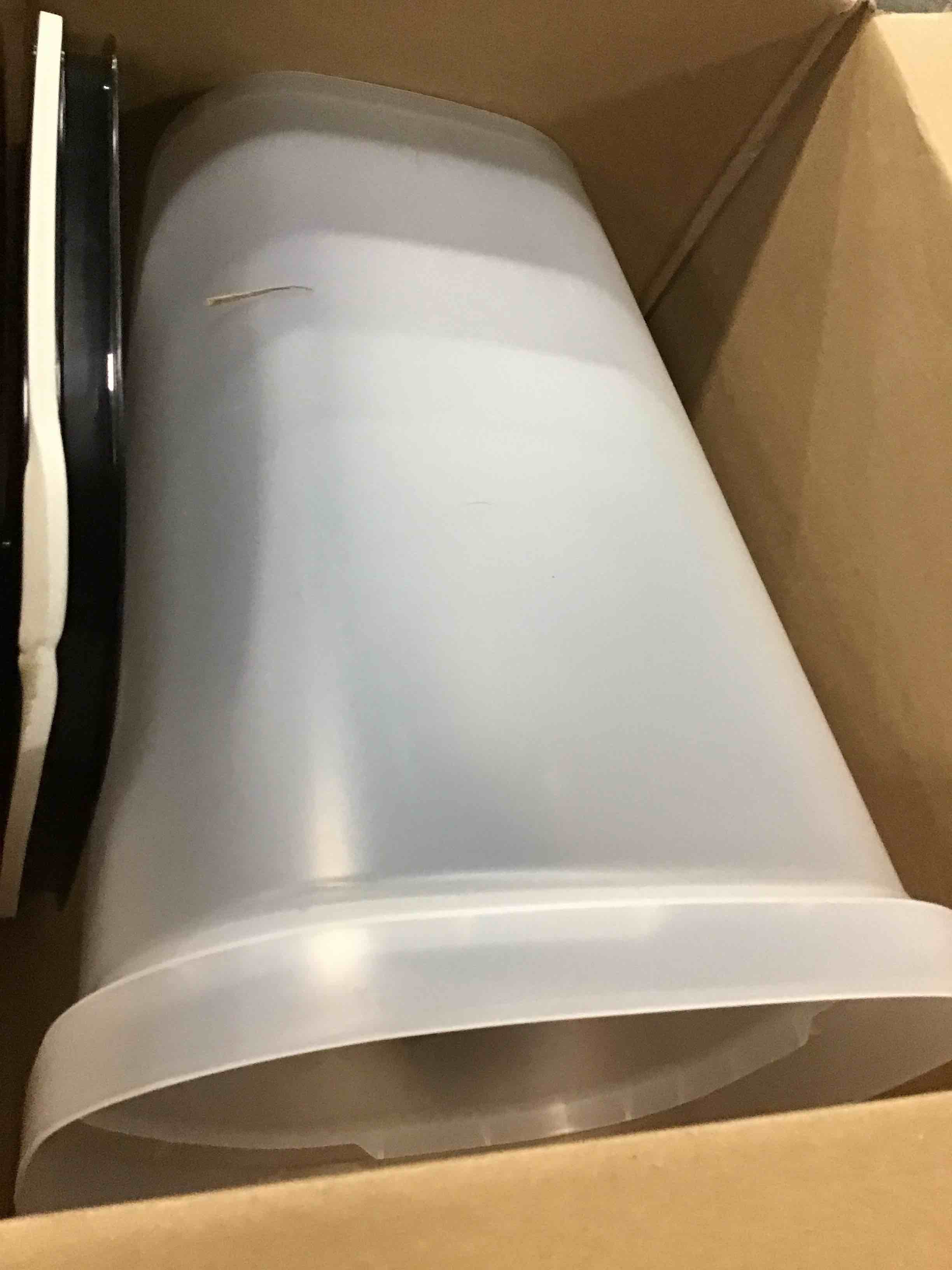 https://s3.amazonaws.com/lotting-images-prod/bidfta/TEA0540157_1730754549416.jpeg