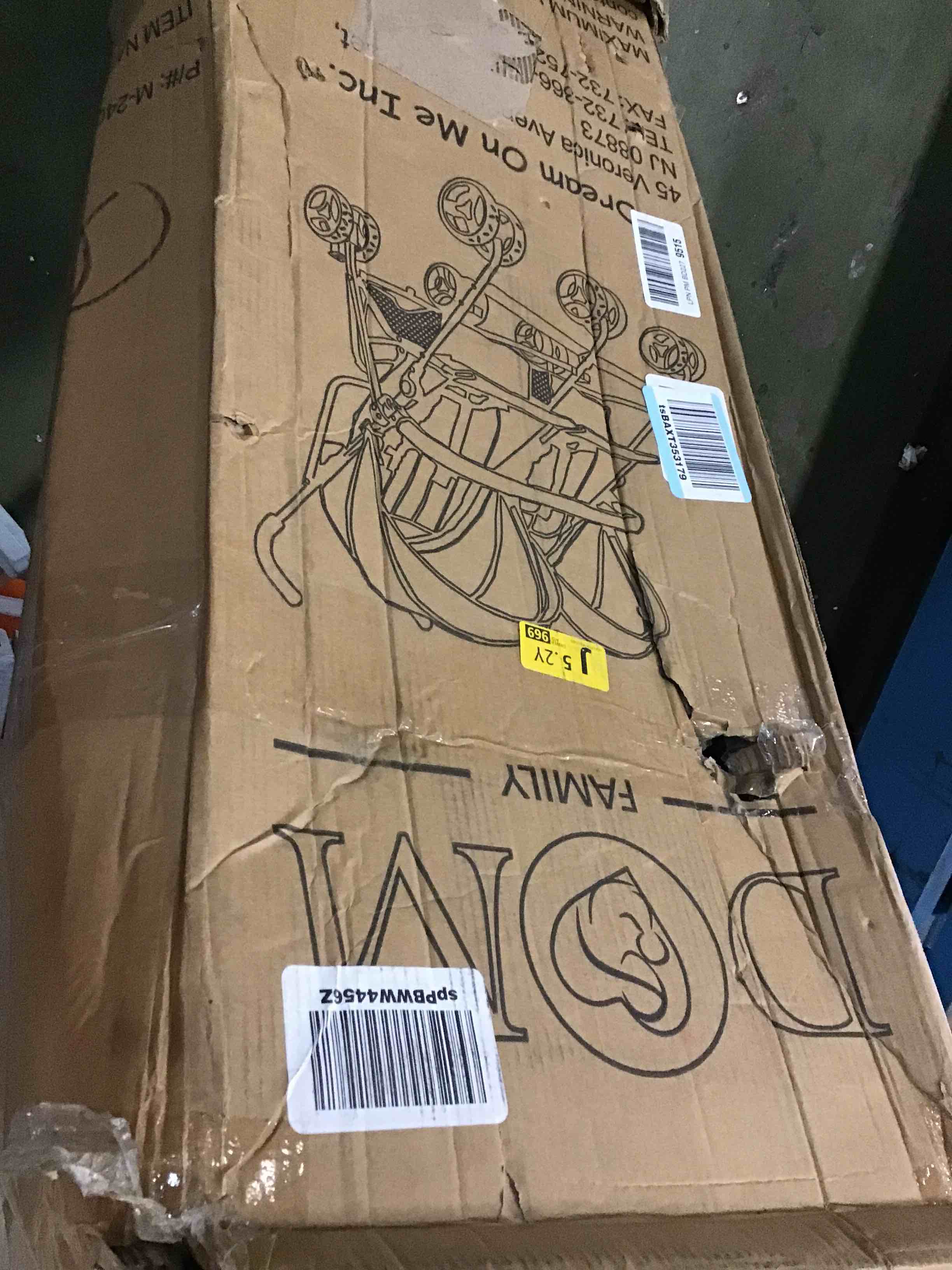 https://s3.amazonaws.com/lotting-images-prod/bidfta/TEA0540194_1730750123817.jpeg