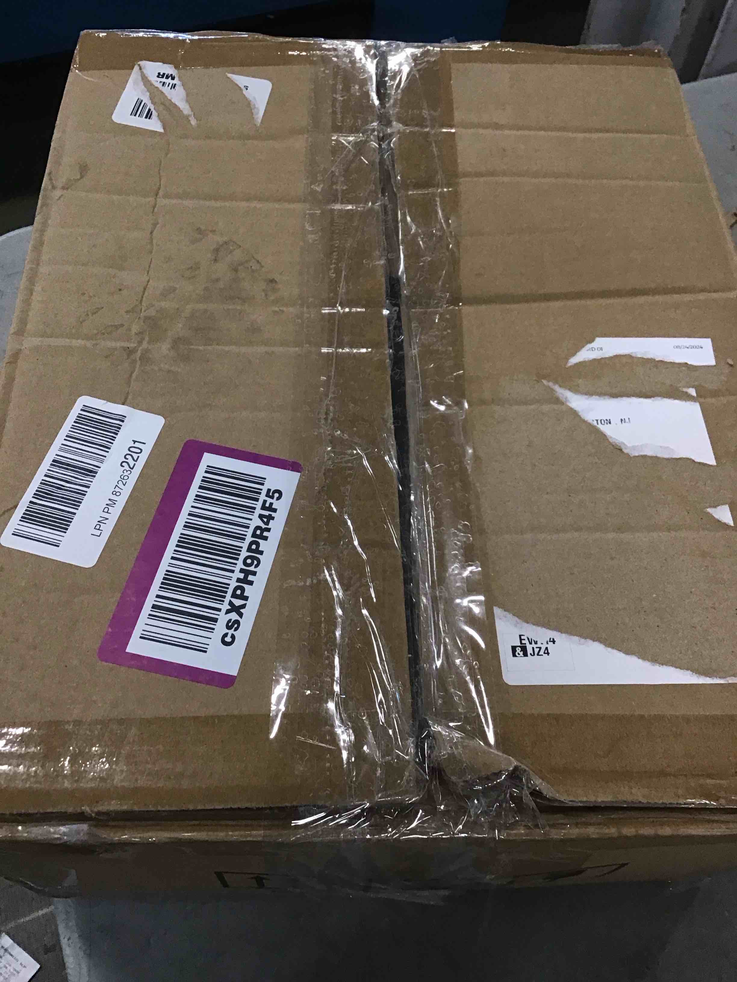 https://s3.amazonaws.com/lotting-images-prod/bidfta/TEA0540533_1730558444212.jpeg