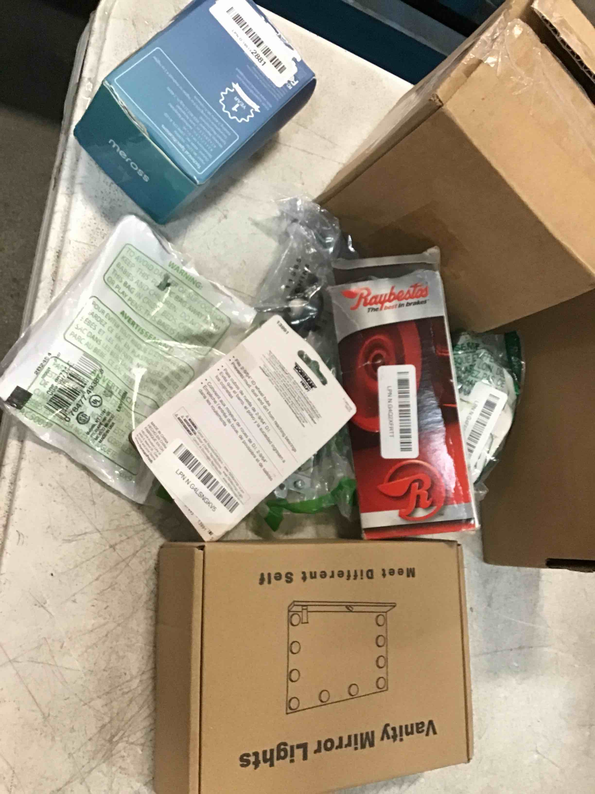 https://s3.amazonaws.com/lotting-images-prod/bidfta/TEA0541353_1730306236163.jpeg